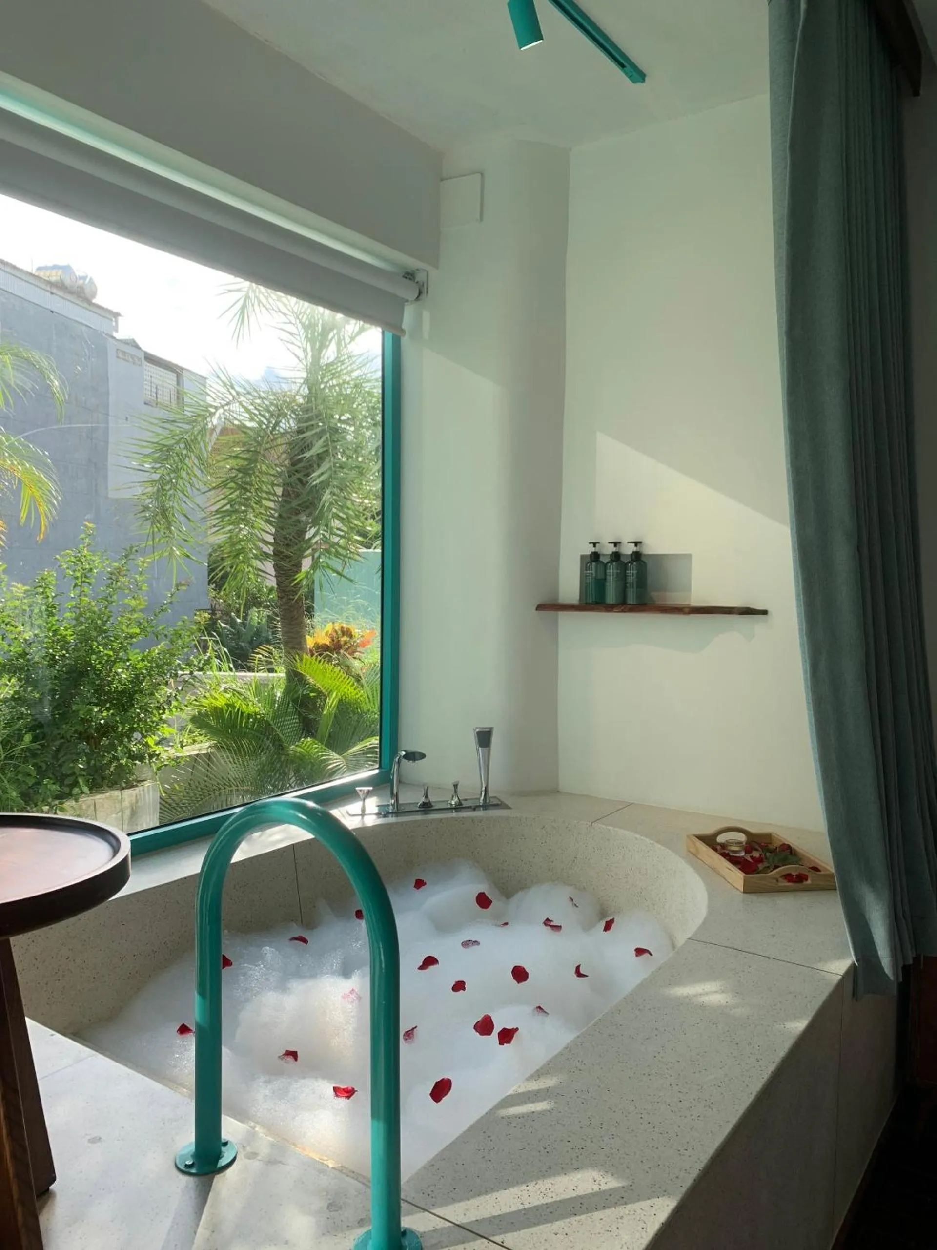 Decorative detail, Bed in Hotel Le Bouton