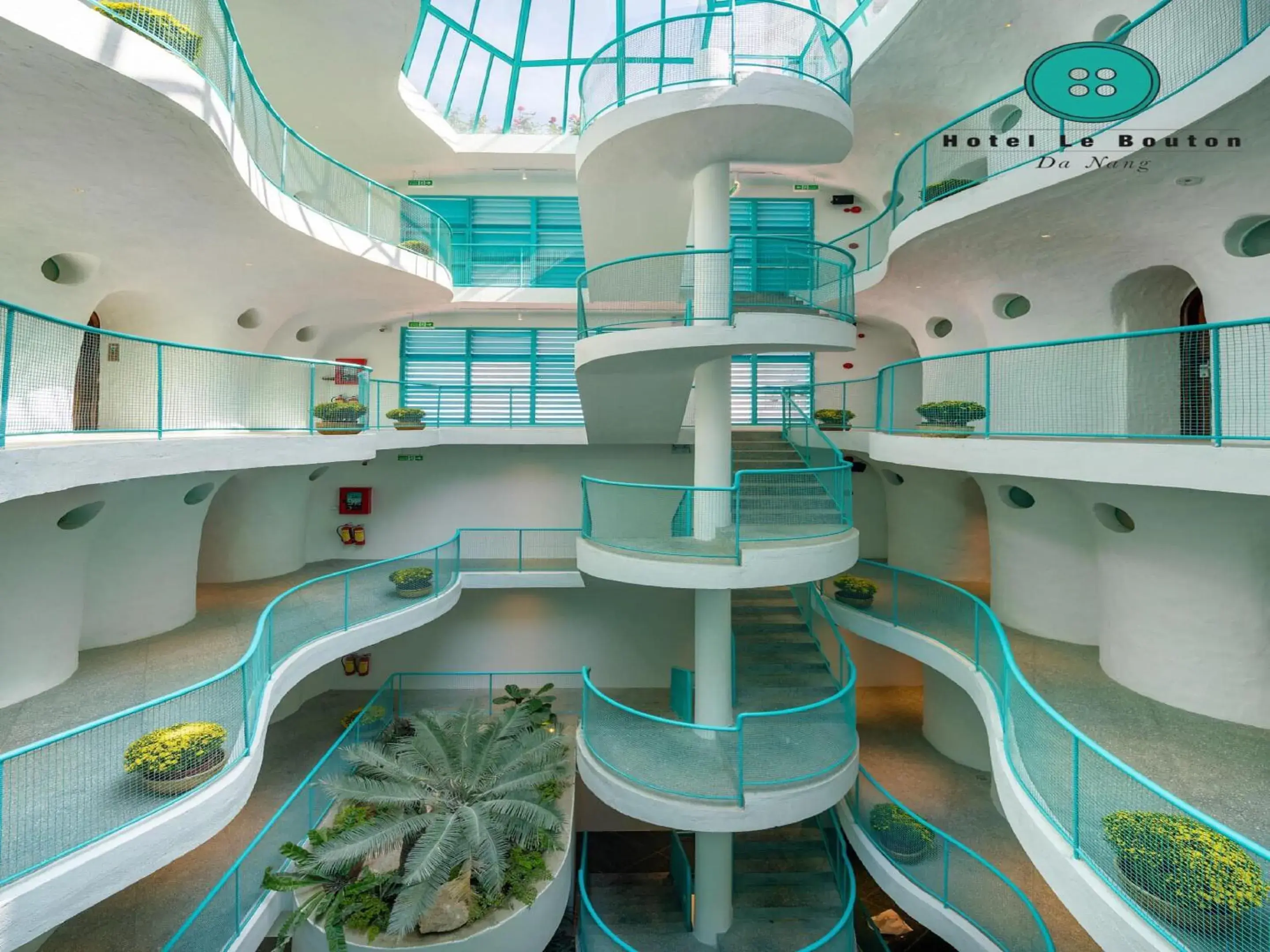 Property building in Hotel Le Bouton Property building in Hotel Le Bouton