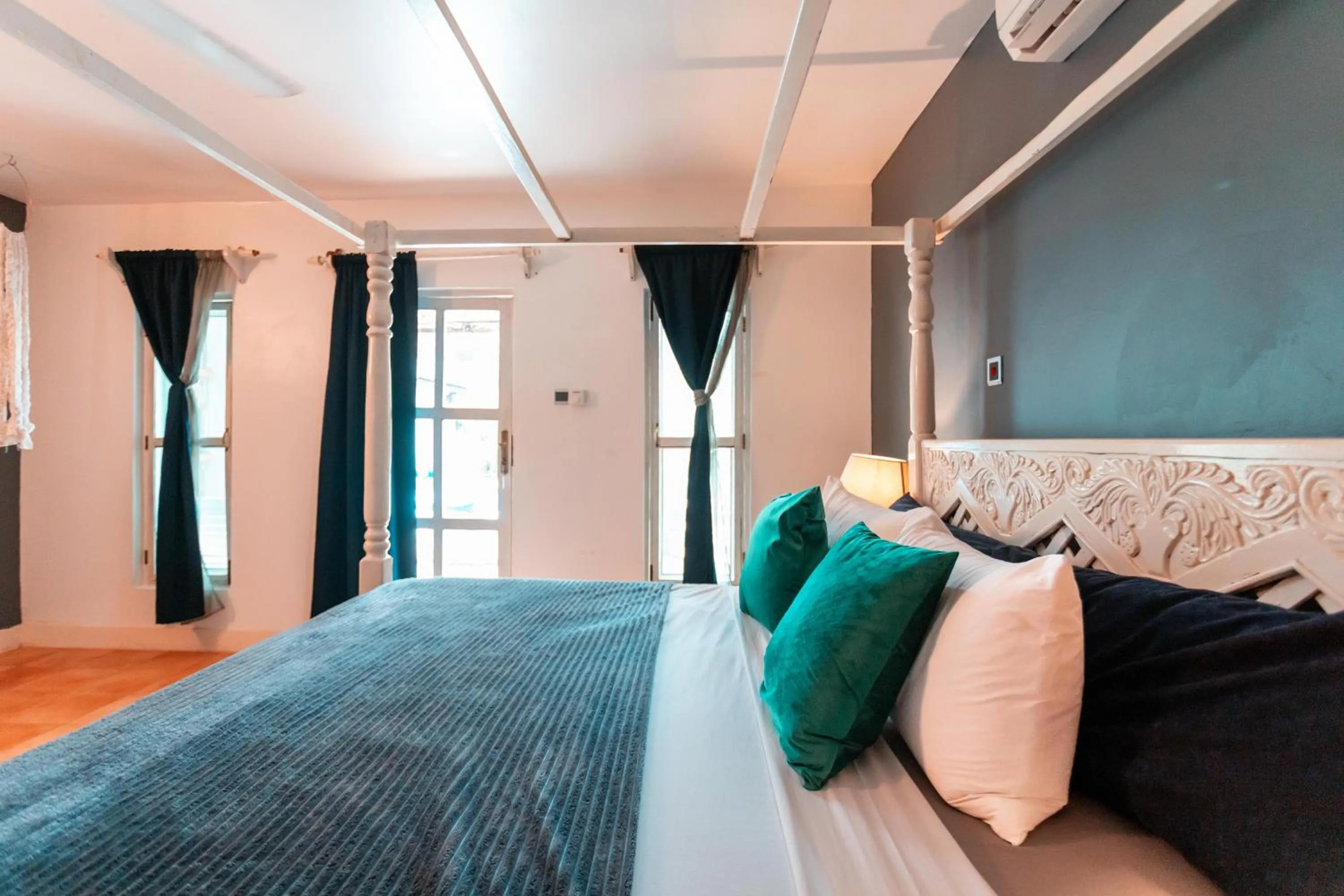 Bed in B4 BOUTIQUE