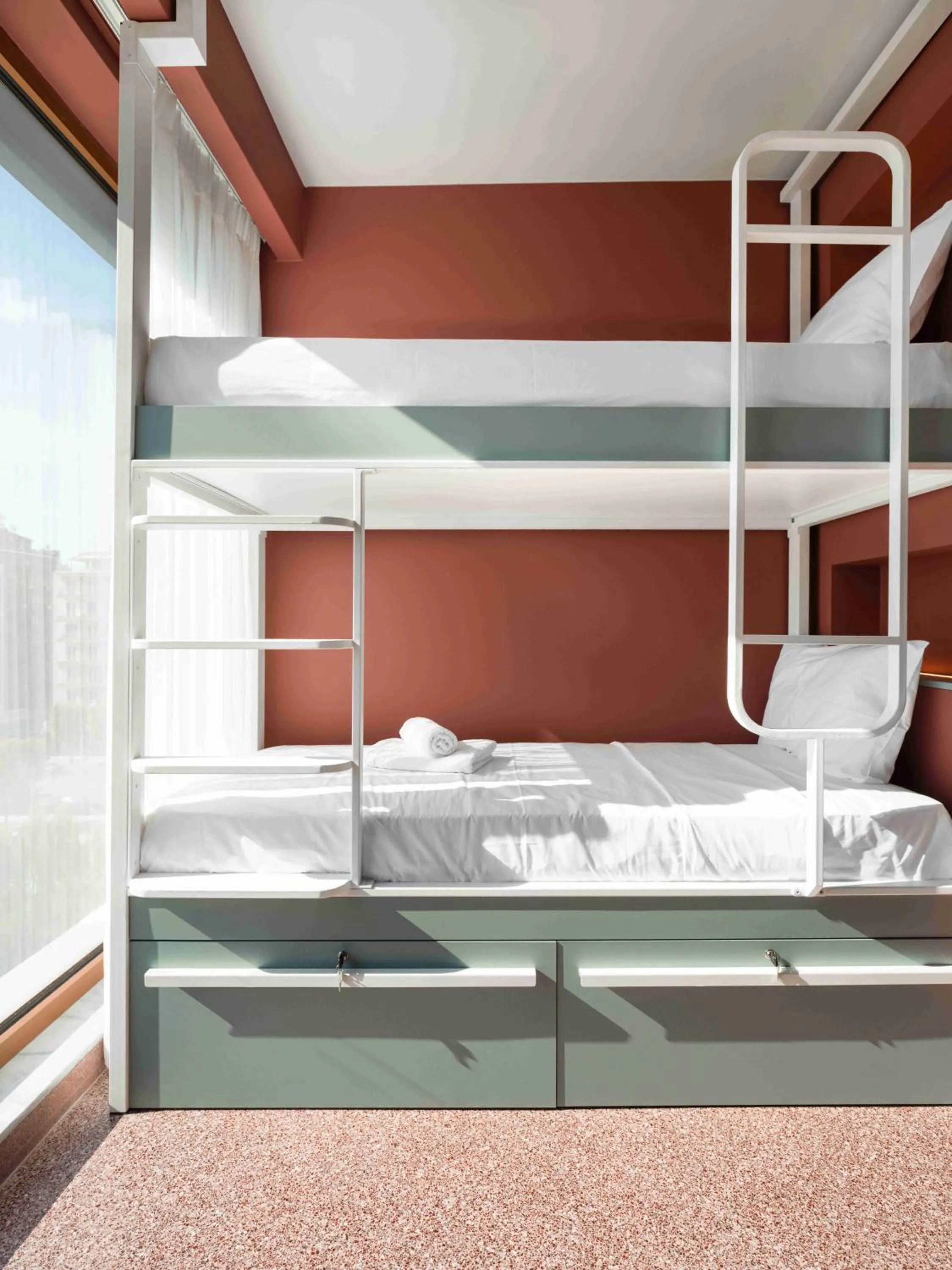 bunk bed, Bed in Zeus is Loose Hostel