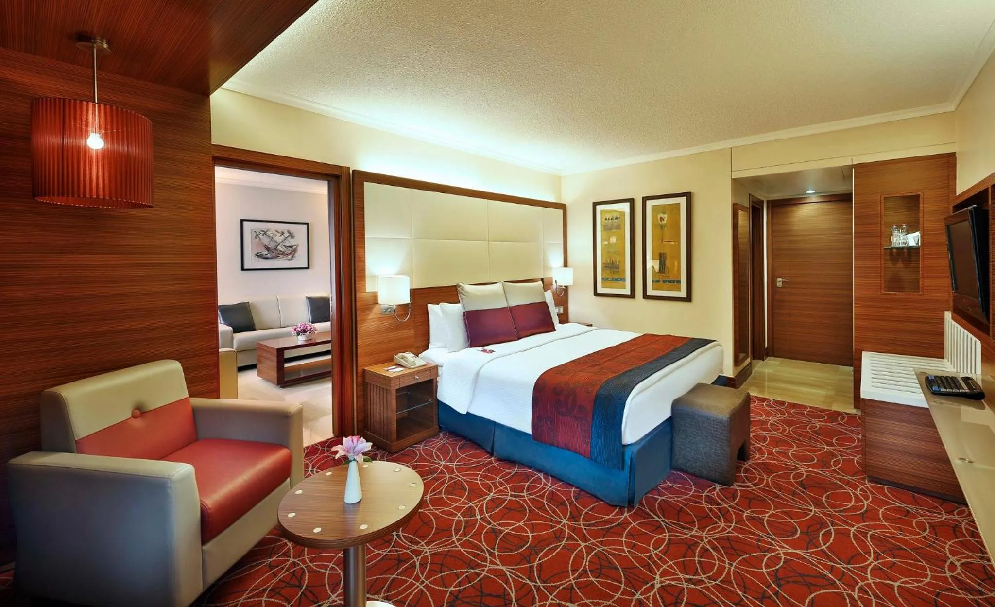 Photo of the whole room, Bed in Crowne Plaza Amman by IHG