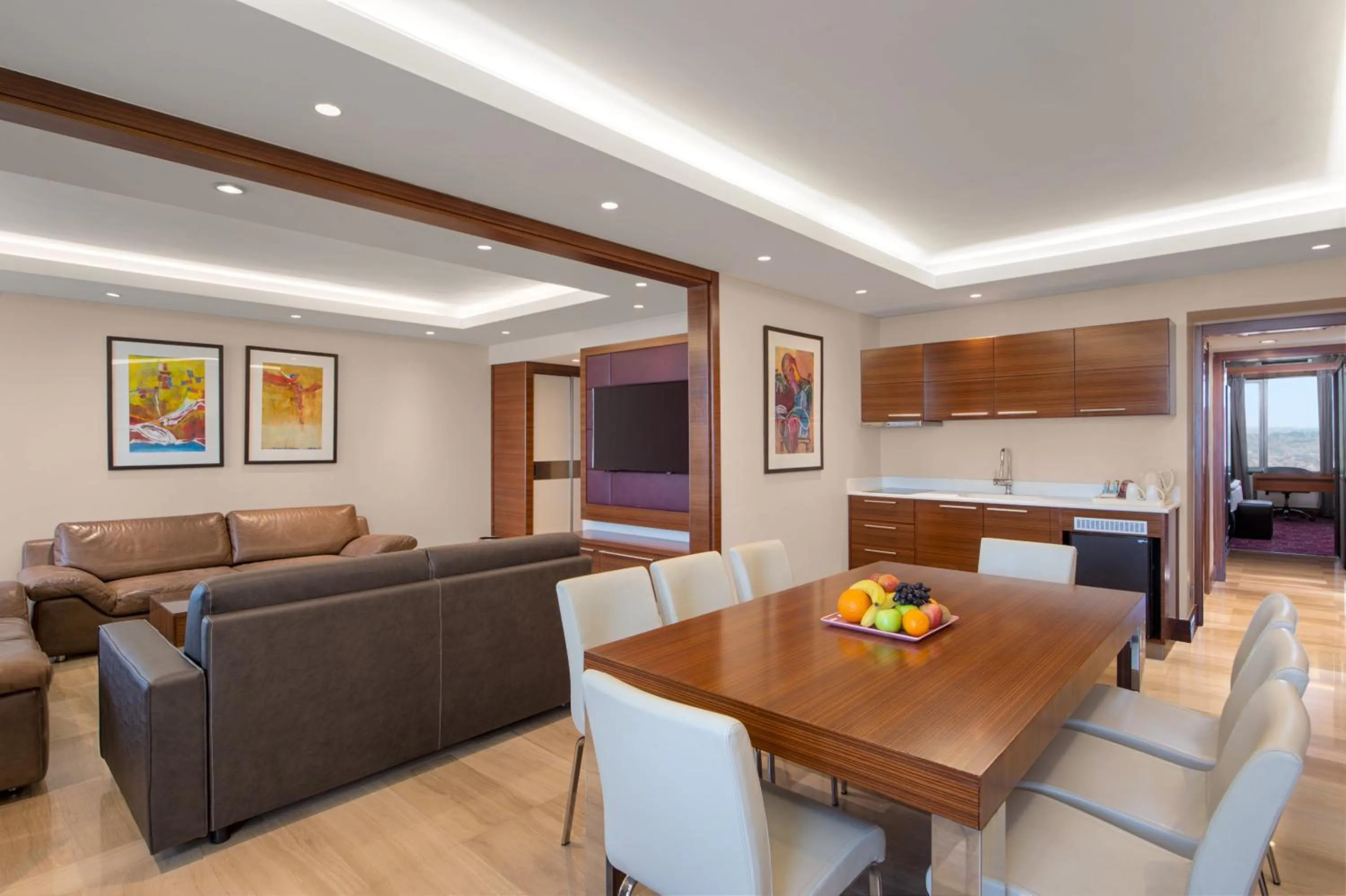 Photo of the whole room in Crowne Plaza Amman by IHG