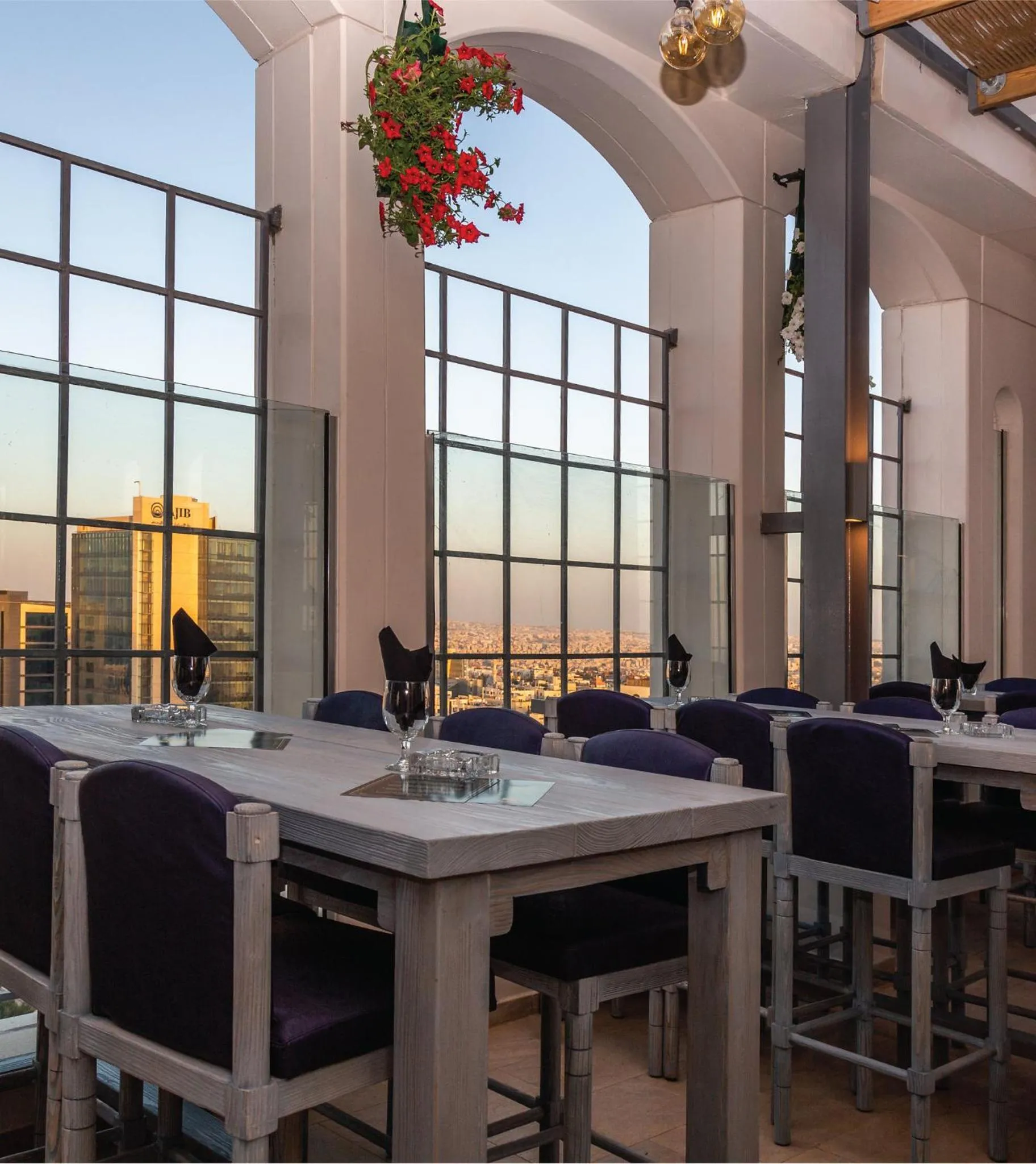 Restaurant/places to eat in Crowne Plaza Amman by IHG