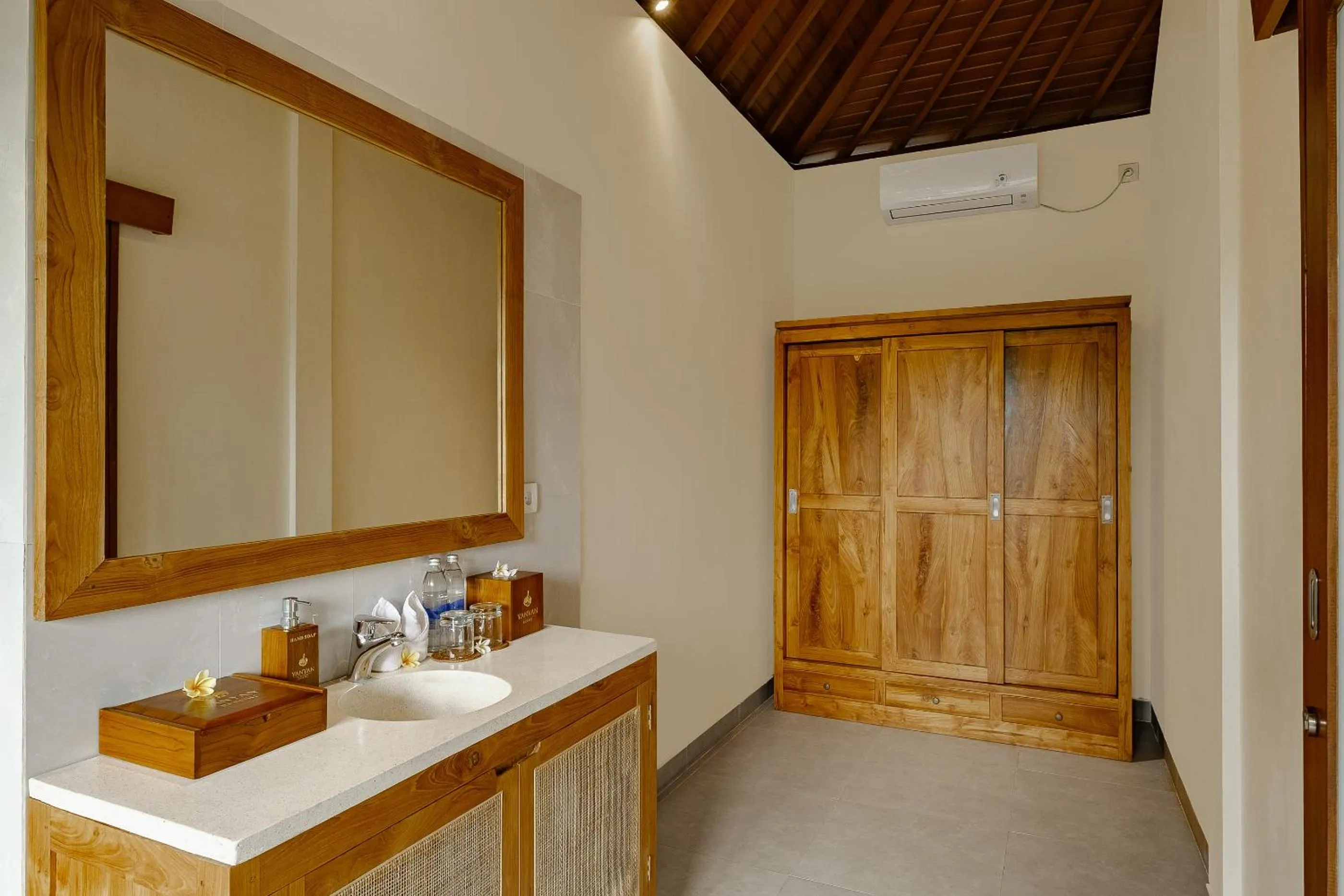 Bathroom in Yanyan Resort Ubud