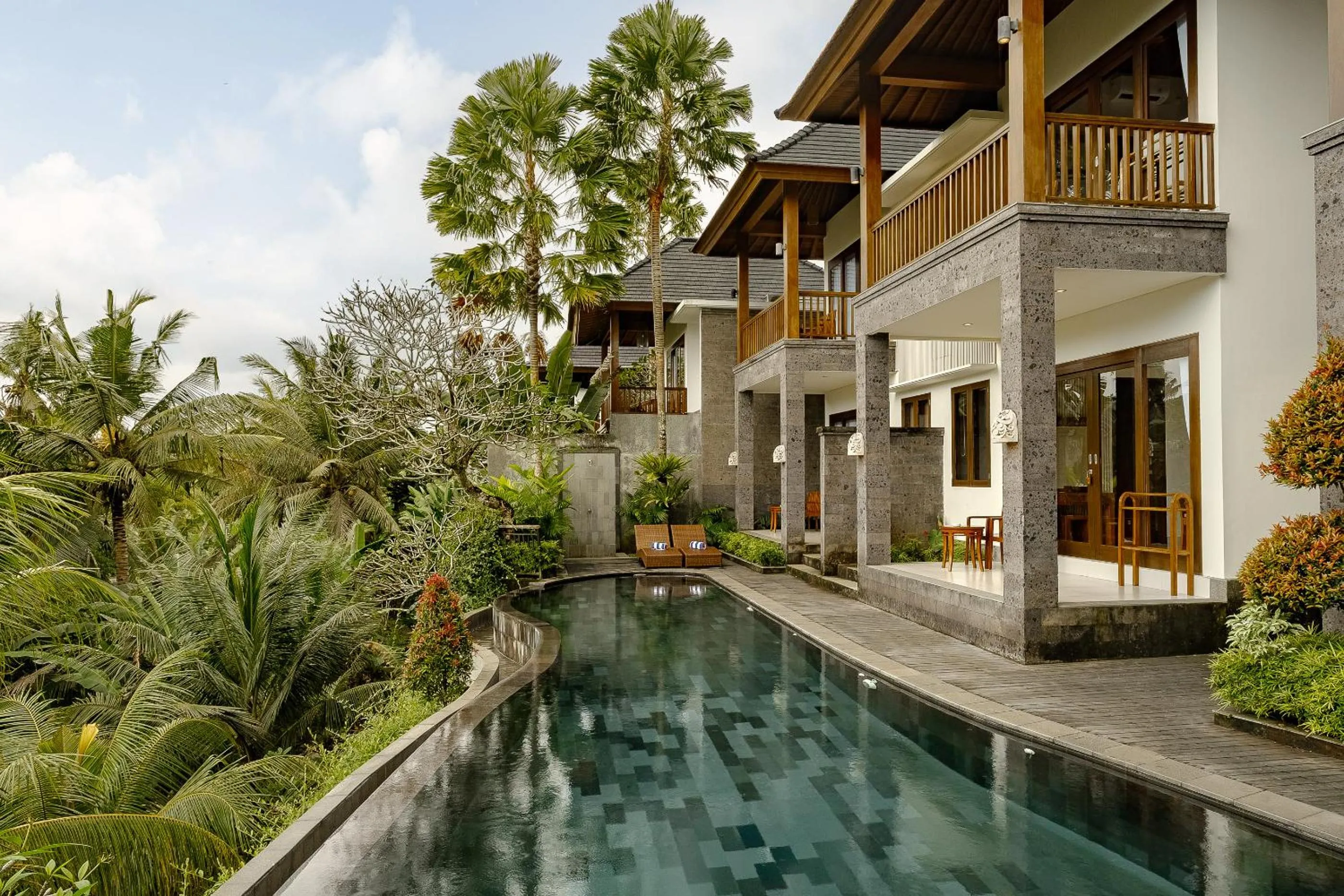 Swimming pool in Yanyan Resort Ubud