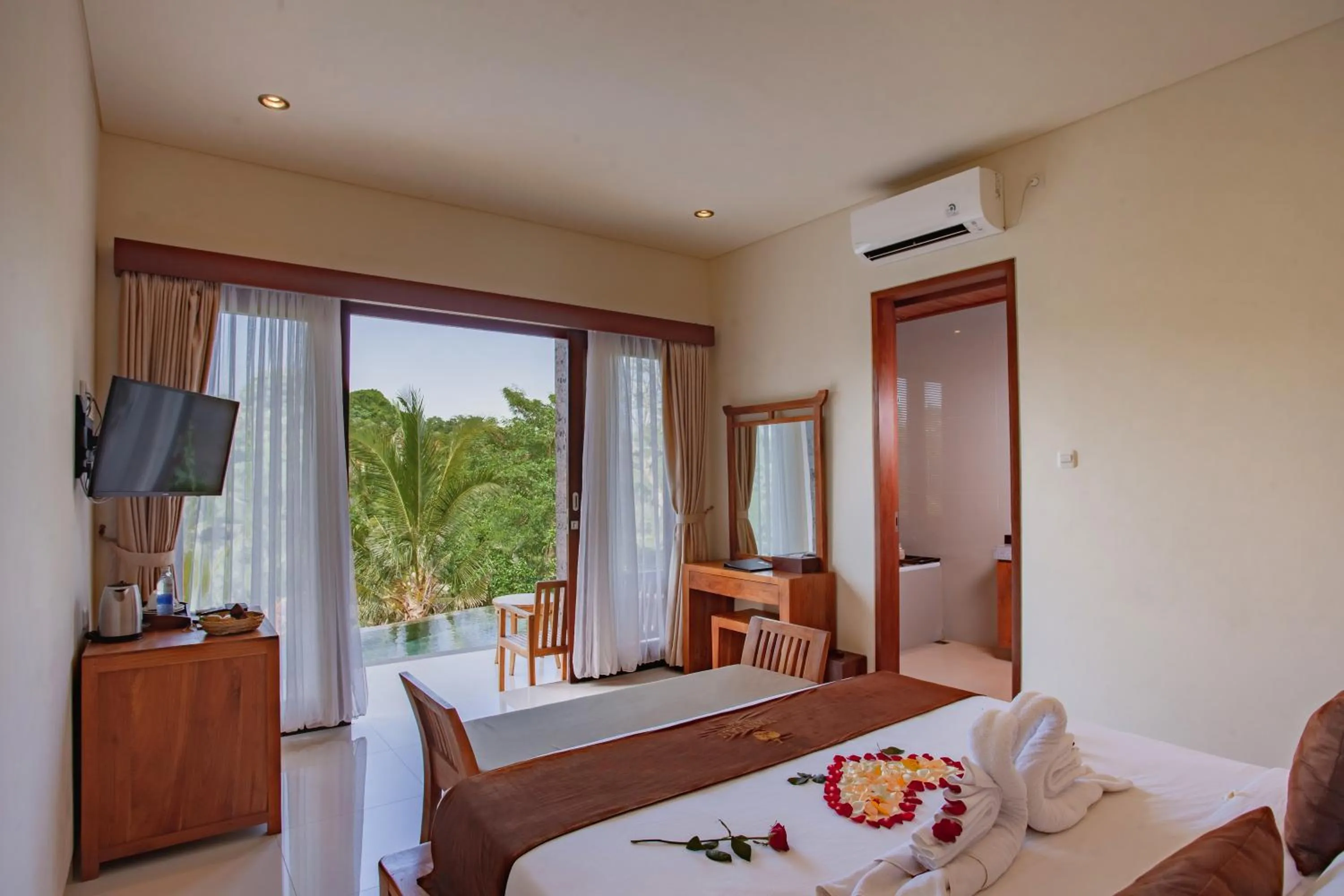 Bedroom, Bed in Yanyan Resort Ubud