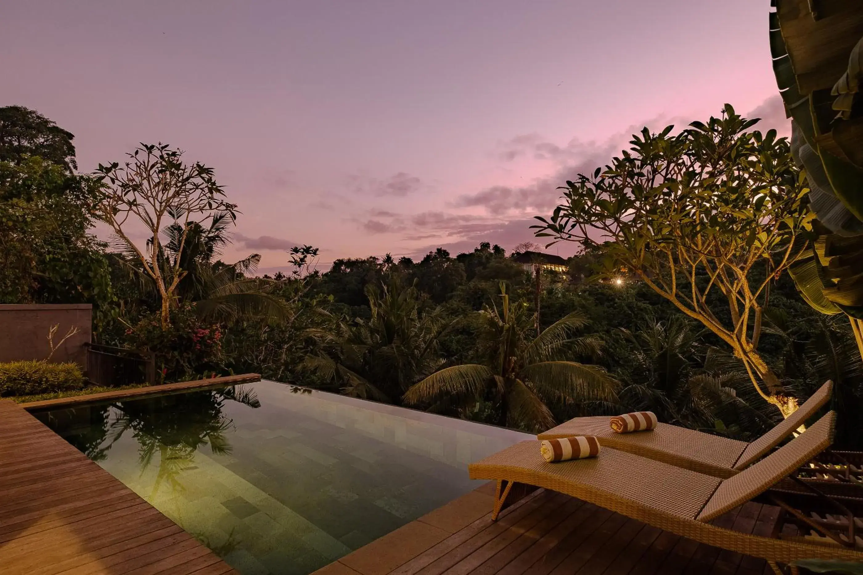 Pool view in Yanyan Resort Ubud Pool view in Yanyan Resort Ubud