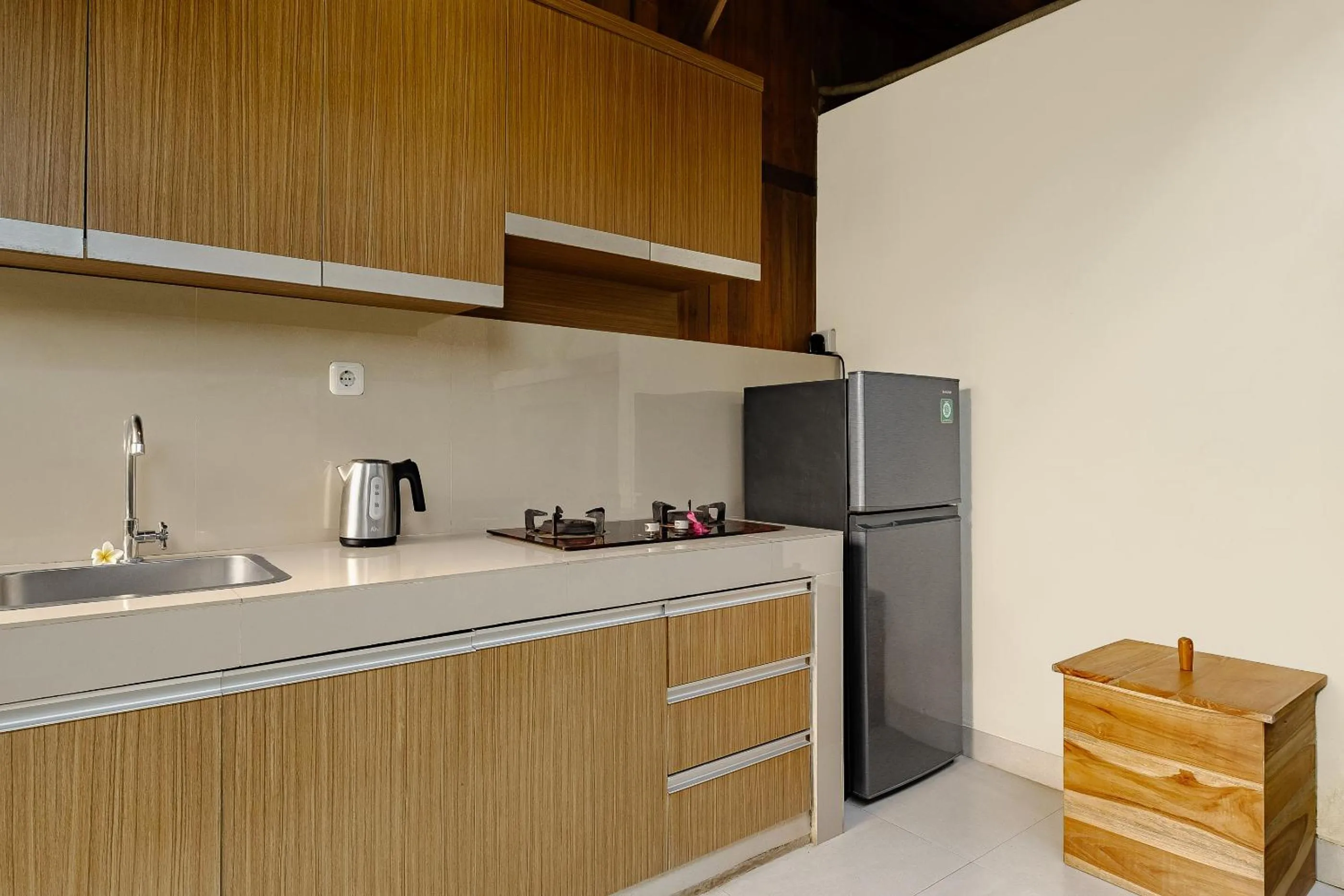 Kitchen or kitchenette in Yanyan Resort Ubud