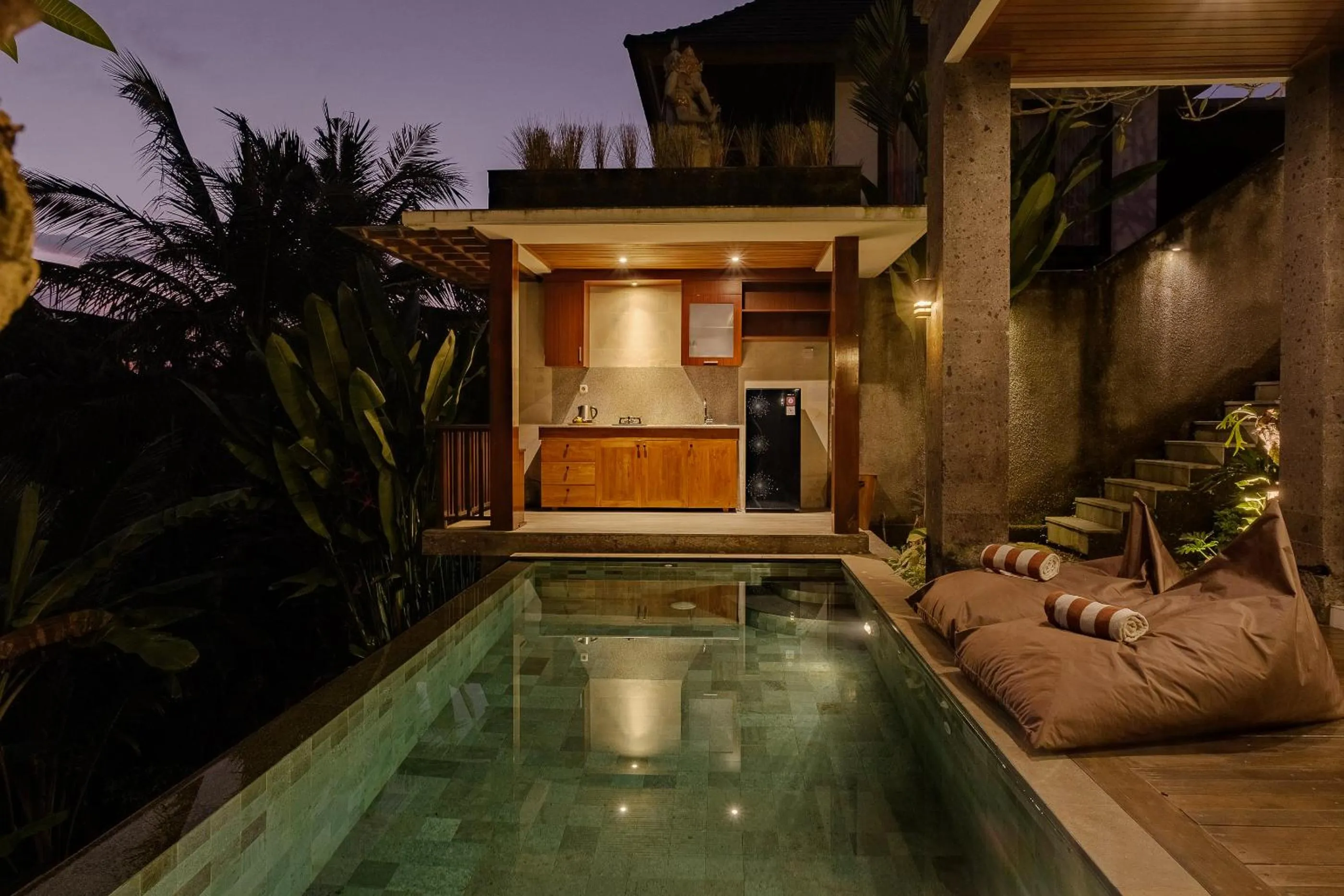 Swimming pool in Yanyan Resort Ubud