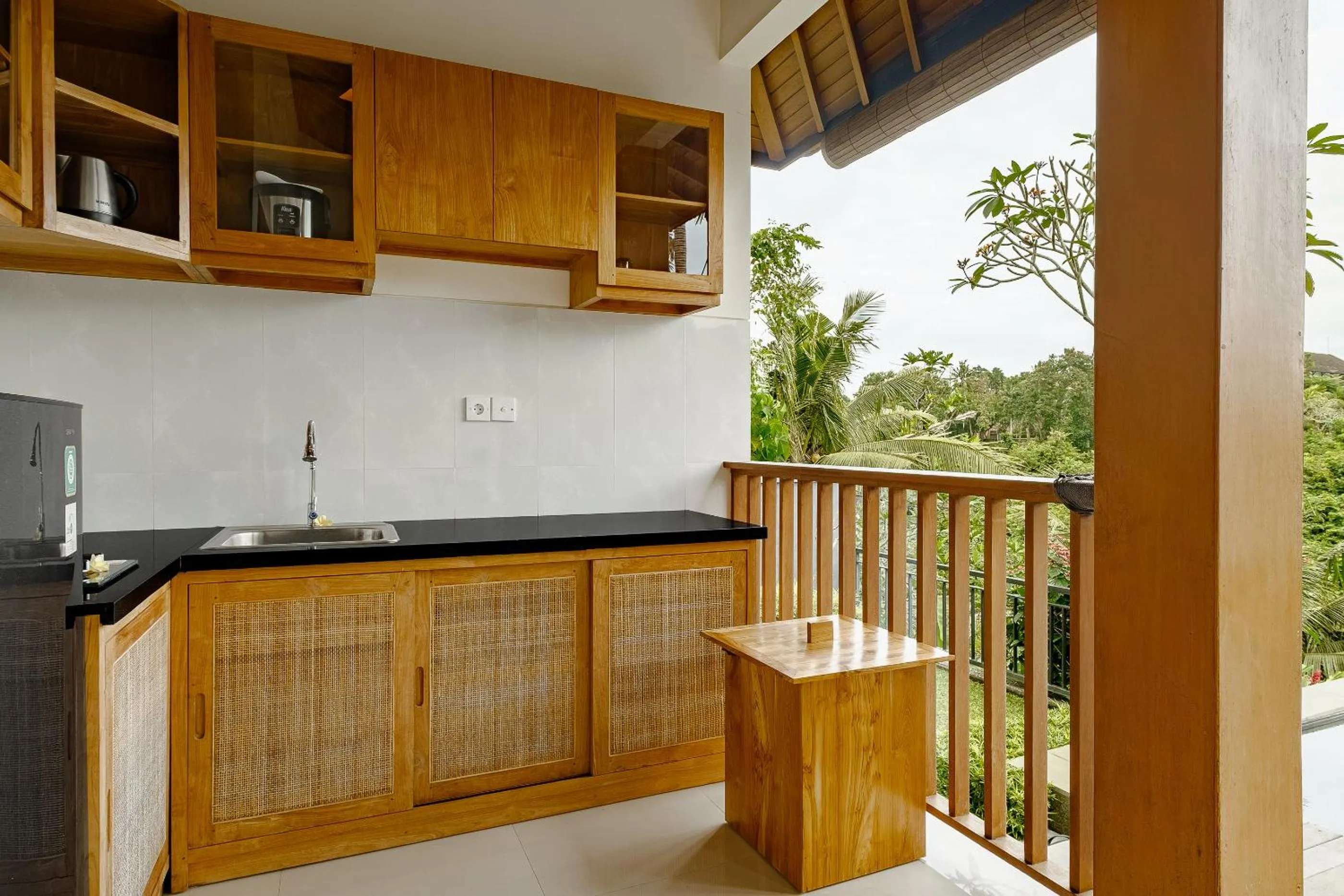 Kitchen or kitchenette in Yanyan Resort Ubud