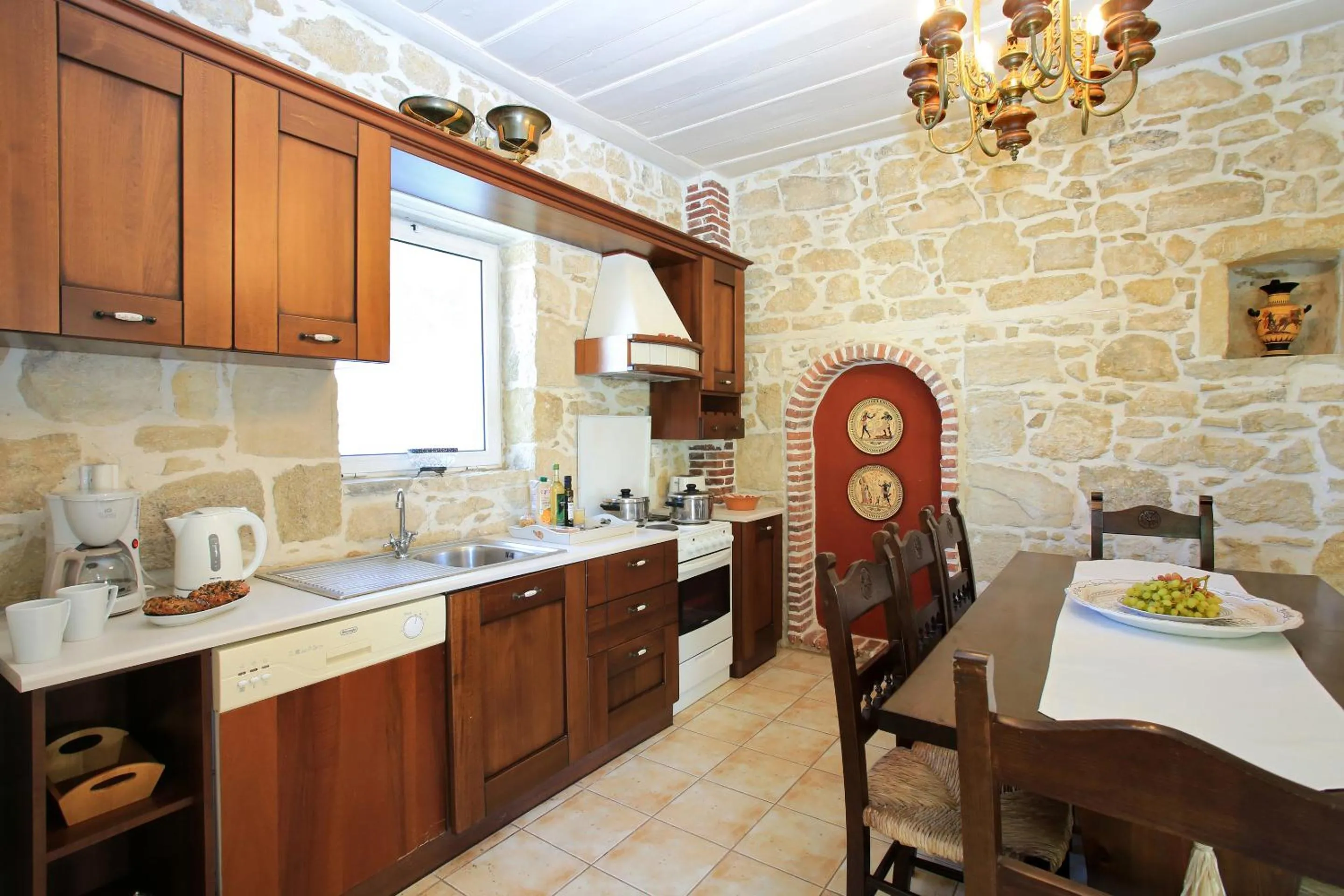 Kitchen or kitchenette in Villa Oasis