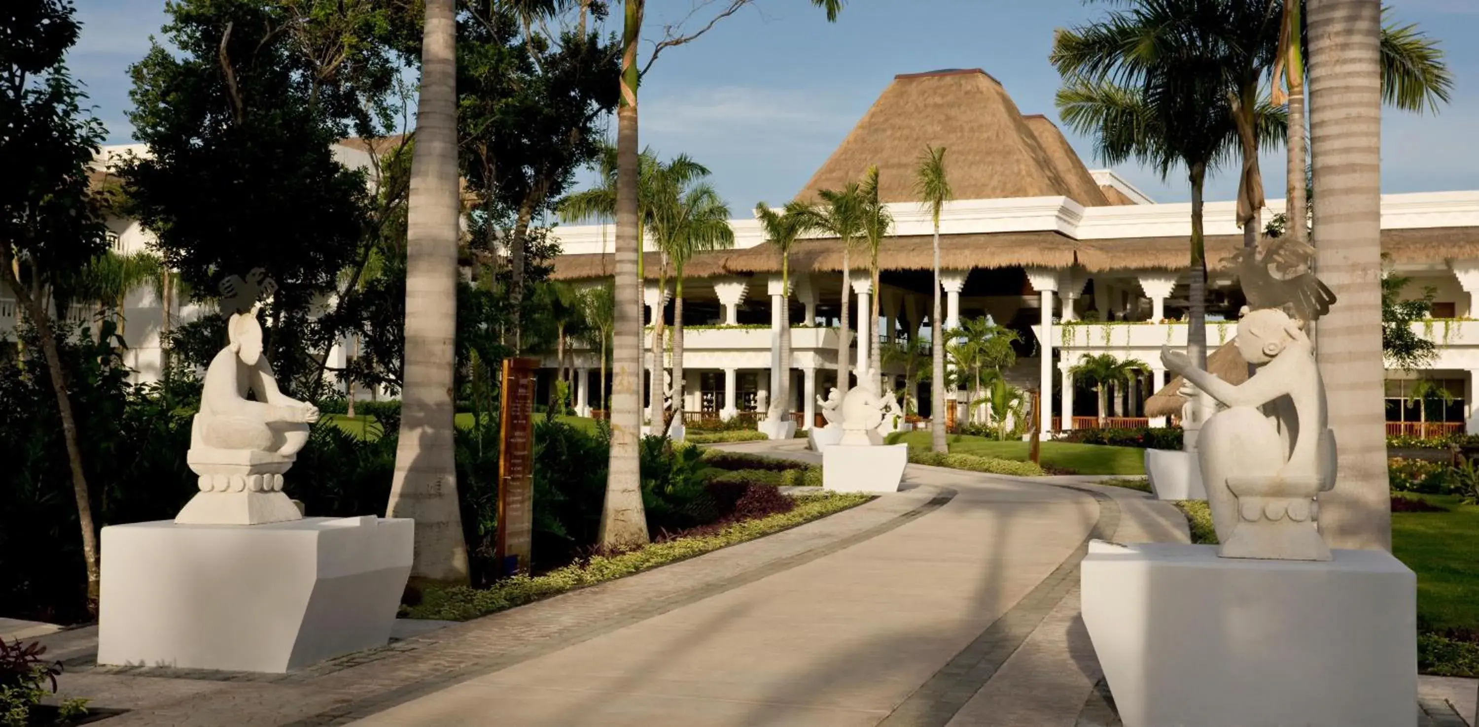 Property building in Grand Sunset Princess - All Inclusive Property building in Grand Sunset Princess - All Inclusive