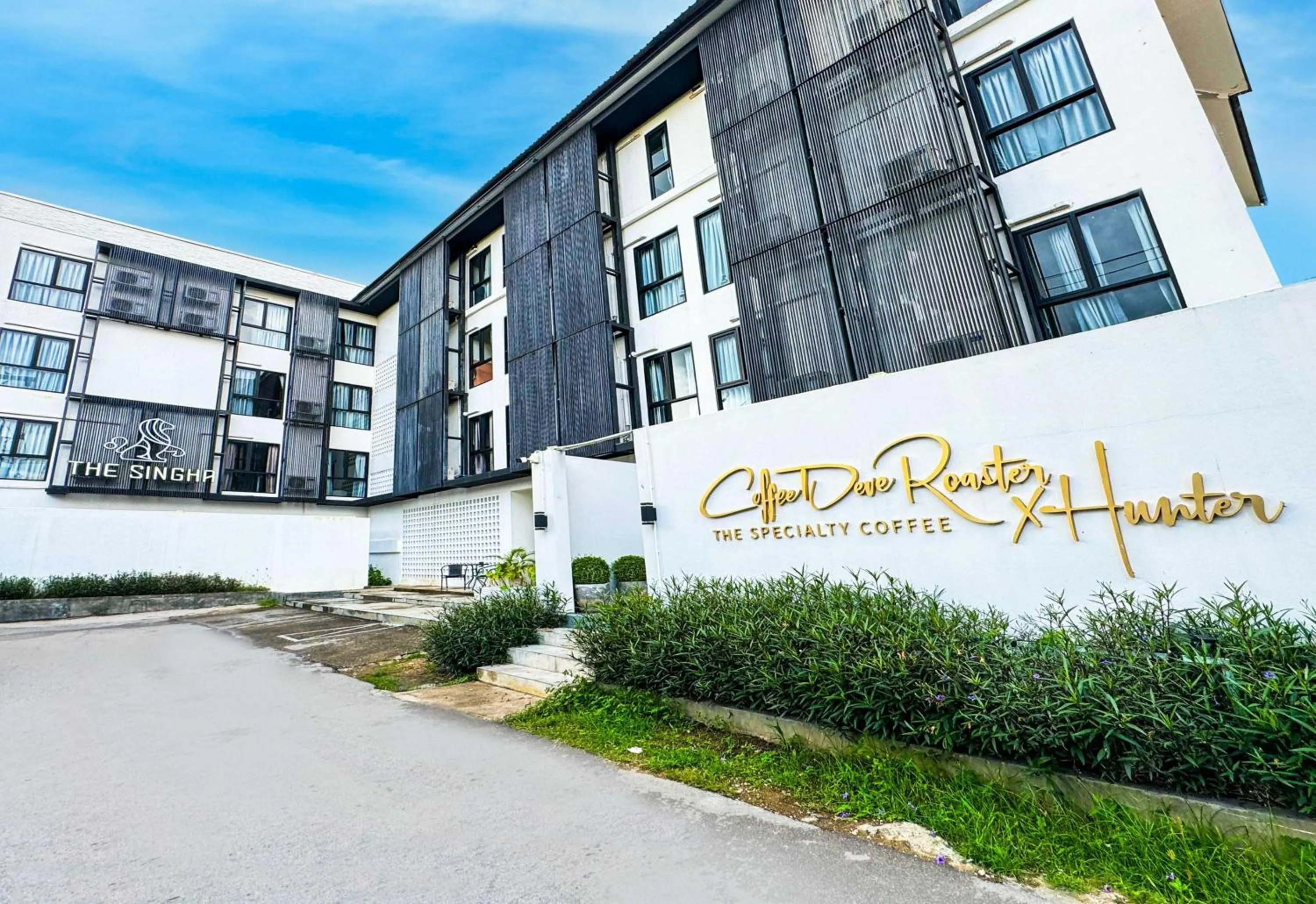 Property building in Collection O The Singha Chiangmai Hotel