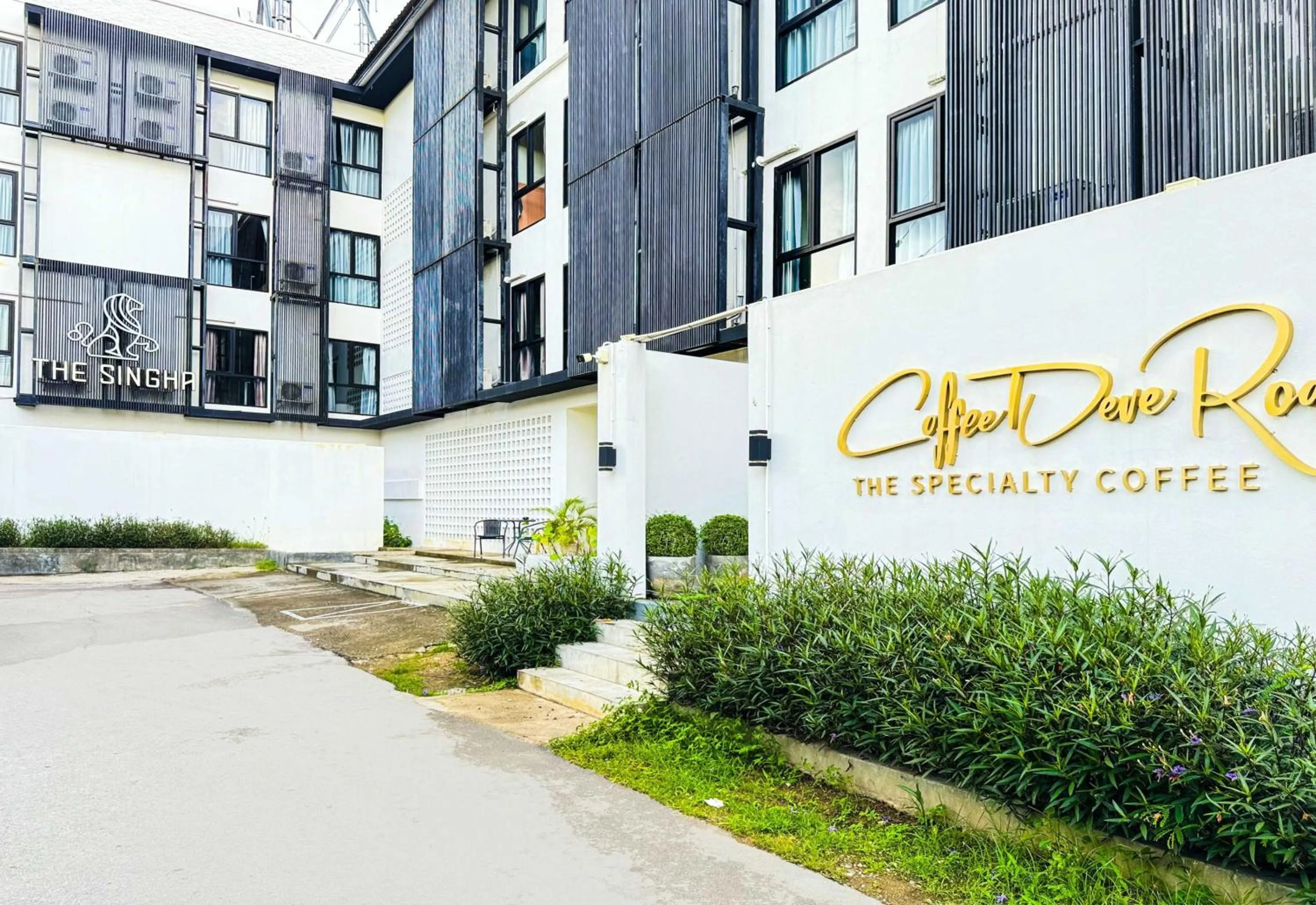 Property building in Collection O The Singha Chiangmai Hotel