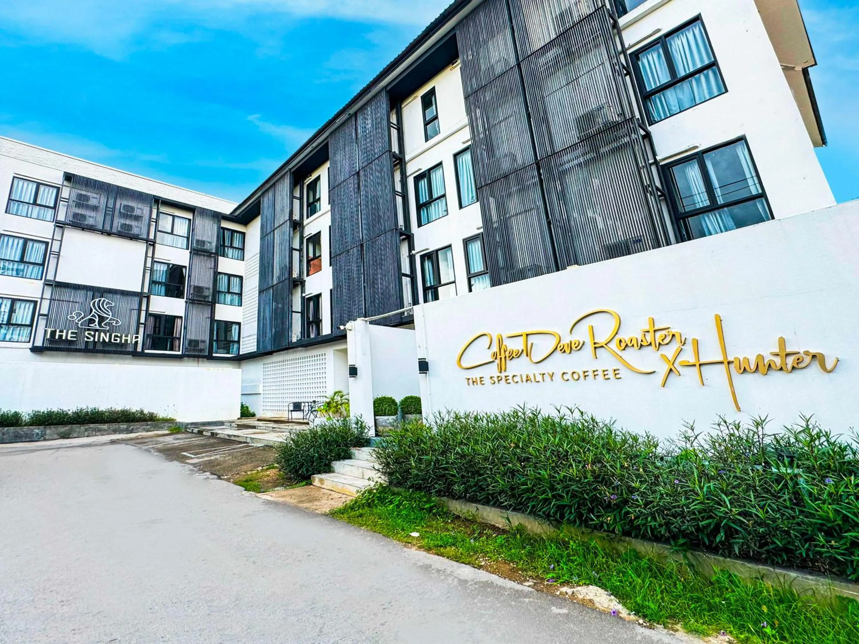 Facade/entrance in Collection O The Singha Chiangmai Hotel