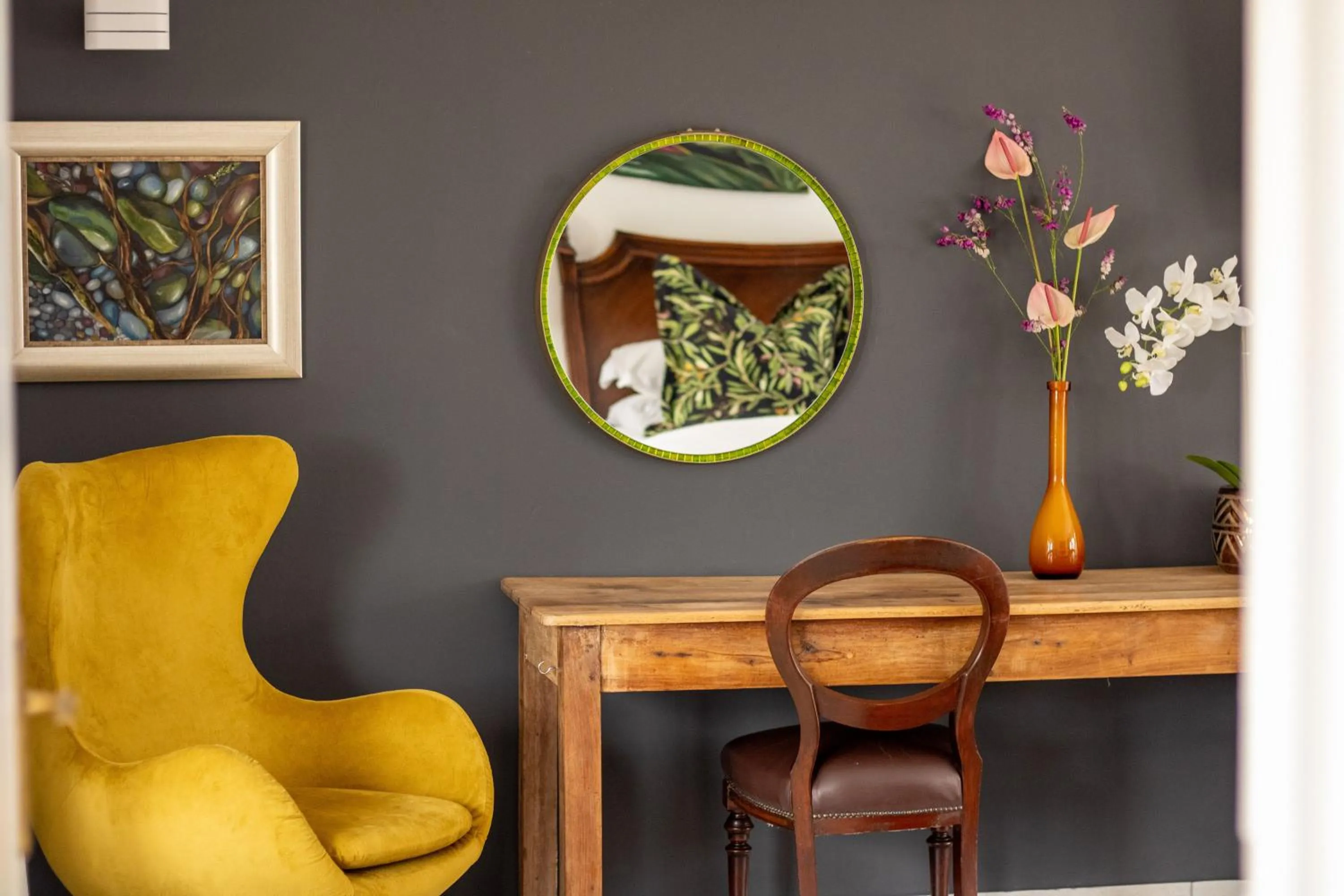 Decorative detail in 5 Rembrandt Guesthouse