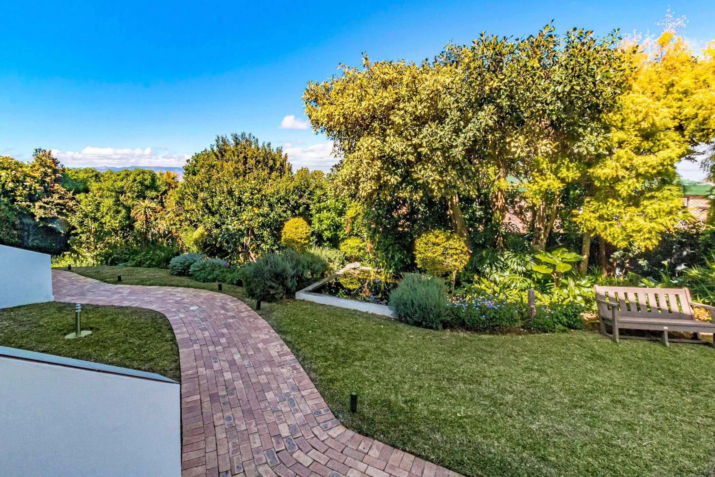 Spring in 5 Rembrandt Guesthouse