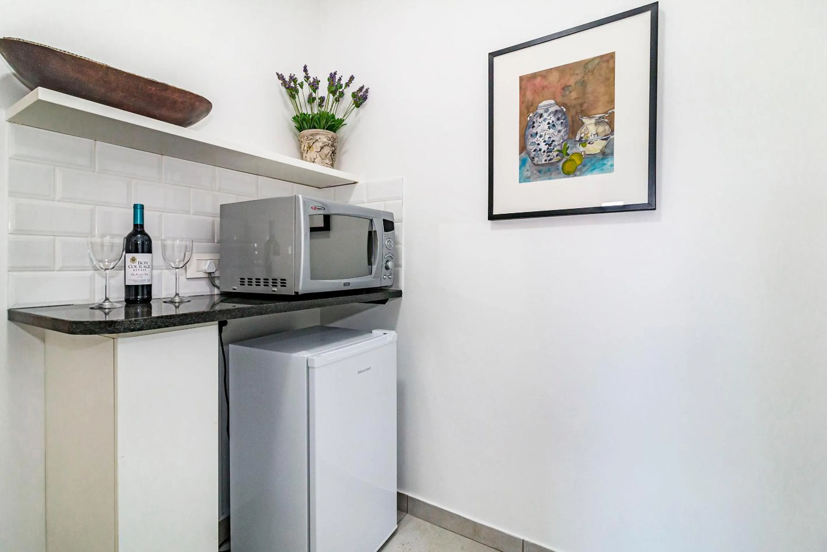 Kitchen or kitchenette in 5 Rembrandt Guesthouse