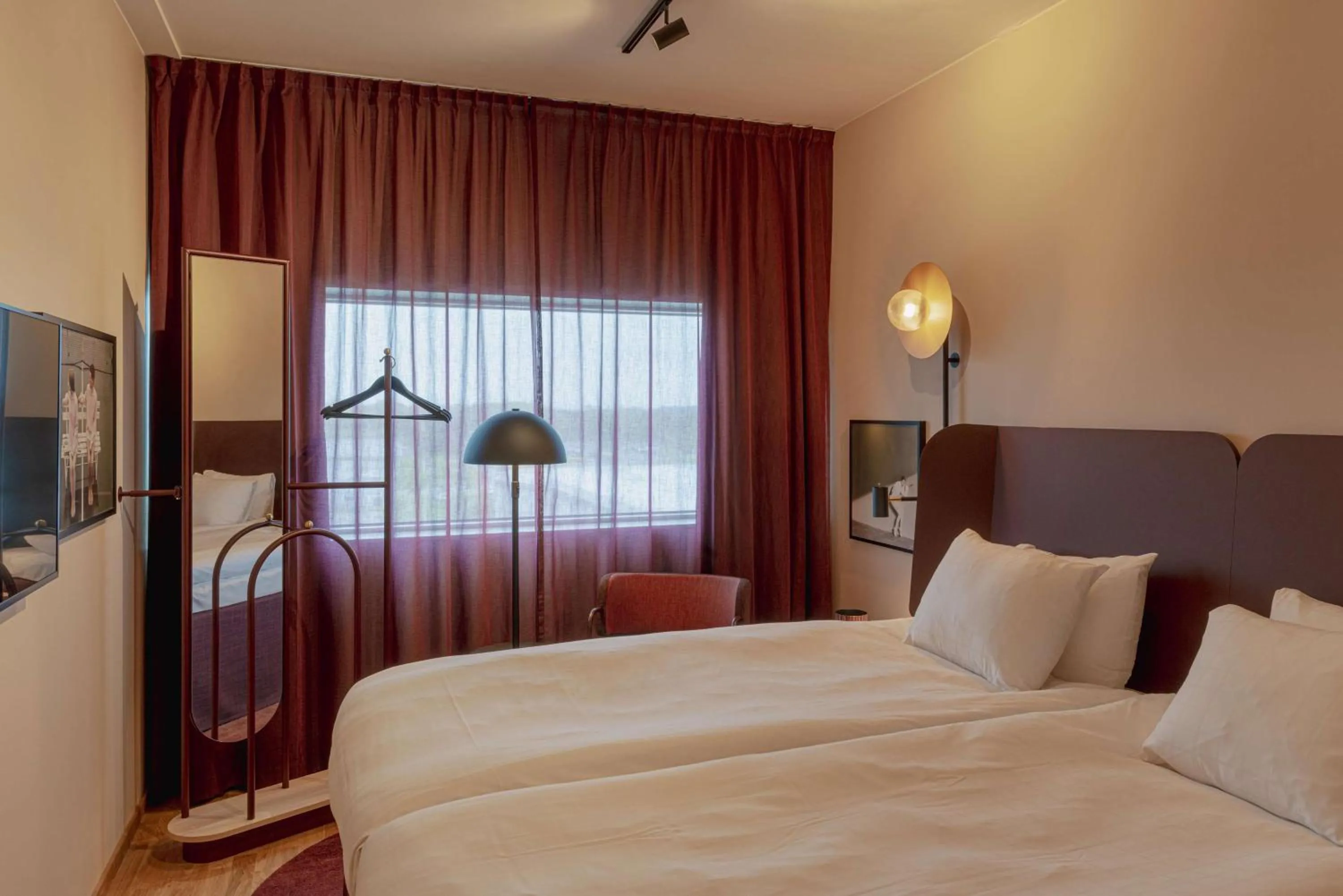 Photo of the whole room, Bed in Scandic Landvetter