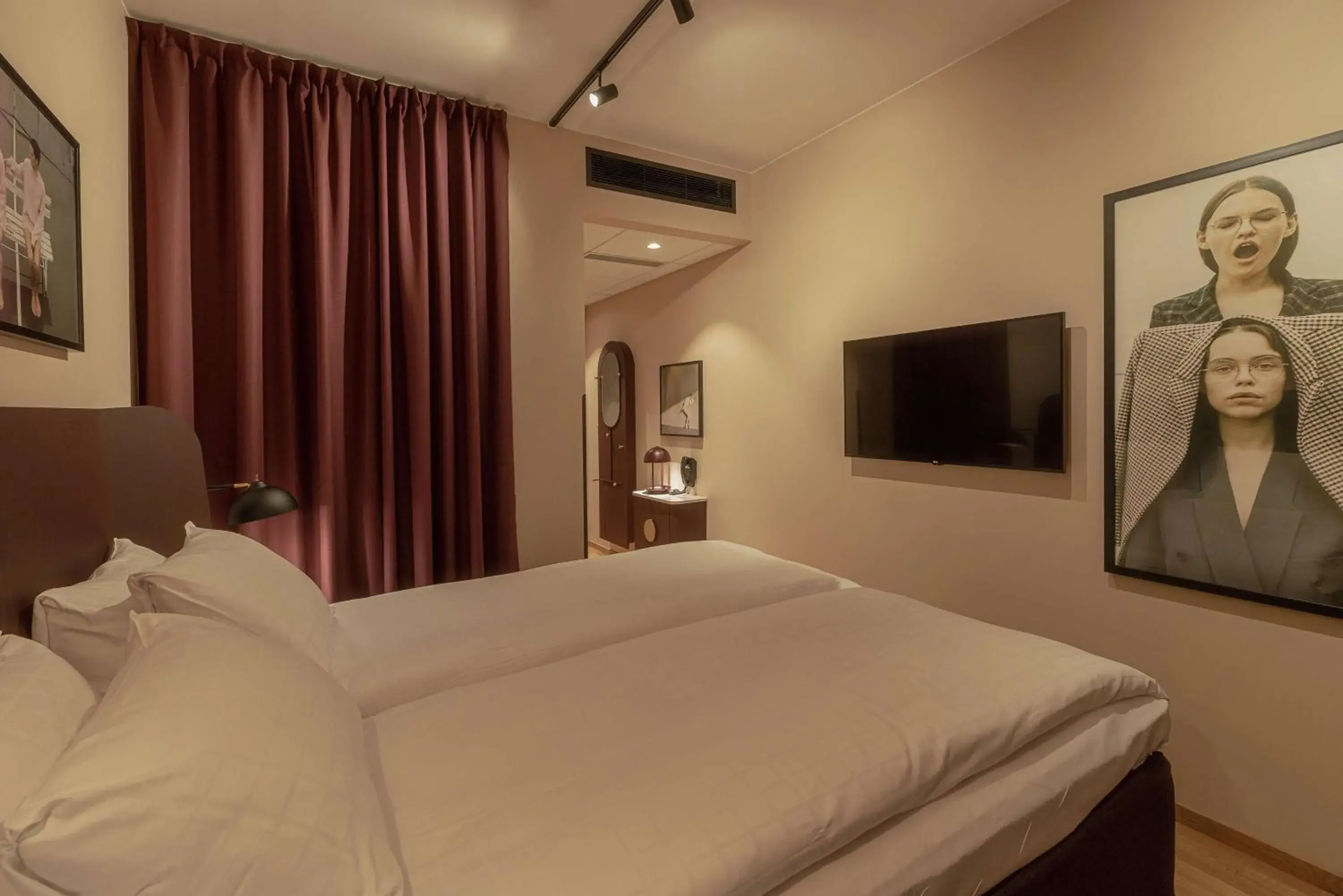 Photo of the whole room, Bed in Scandic Landvetter Photo of the whole room, Bed in Scandic Landvetter