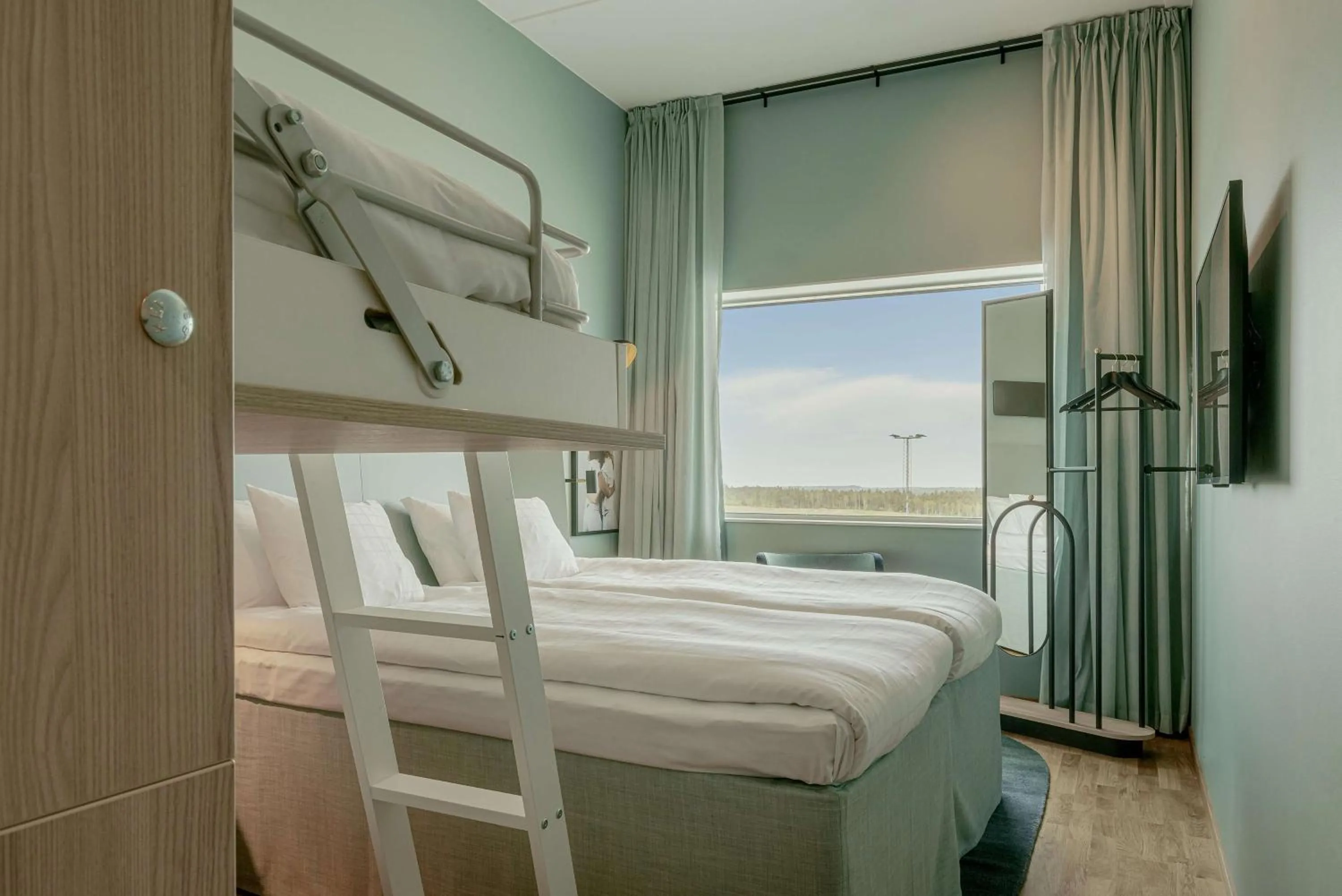 Photo of the whole room, Bed in Scandic Landvetter