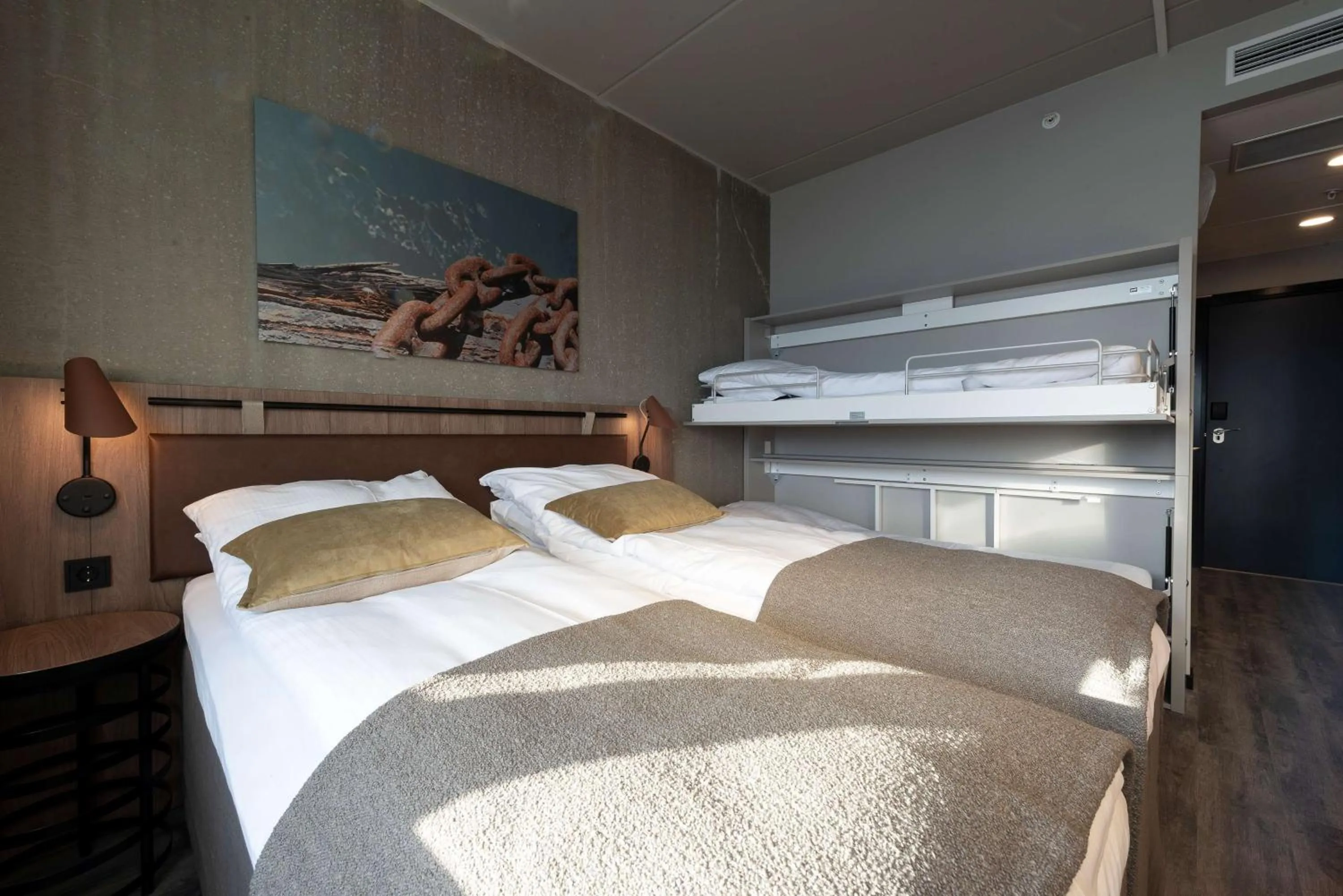 Bedroom, Bed in Scandic Sortland