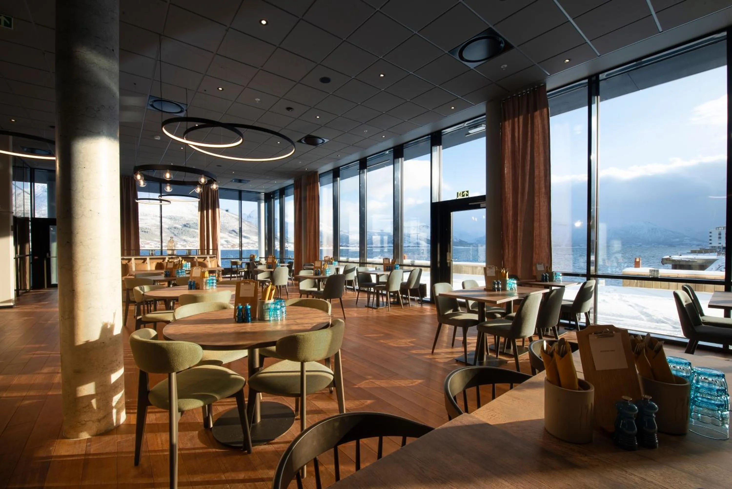 Restaurant/places to eat in Scandic Sortland