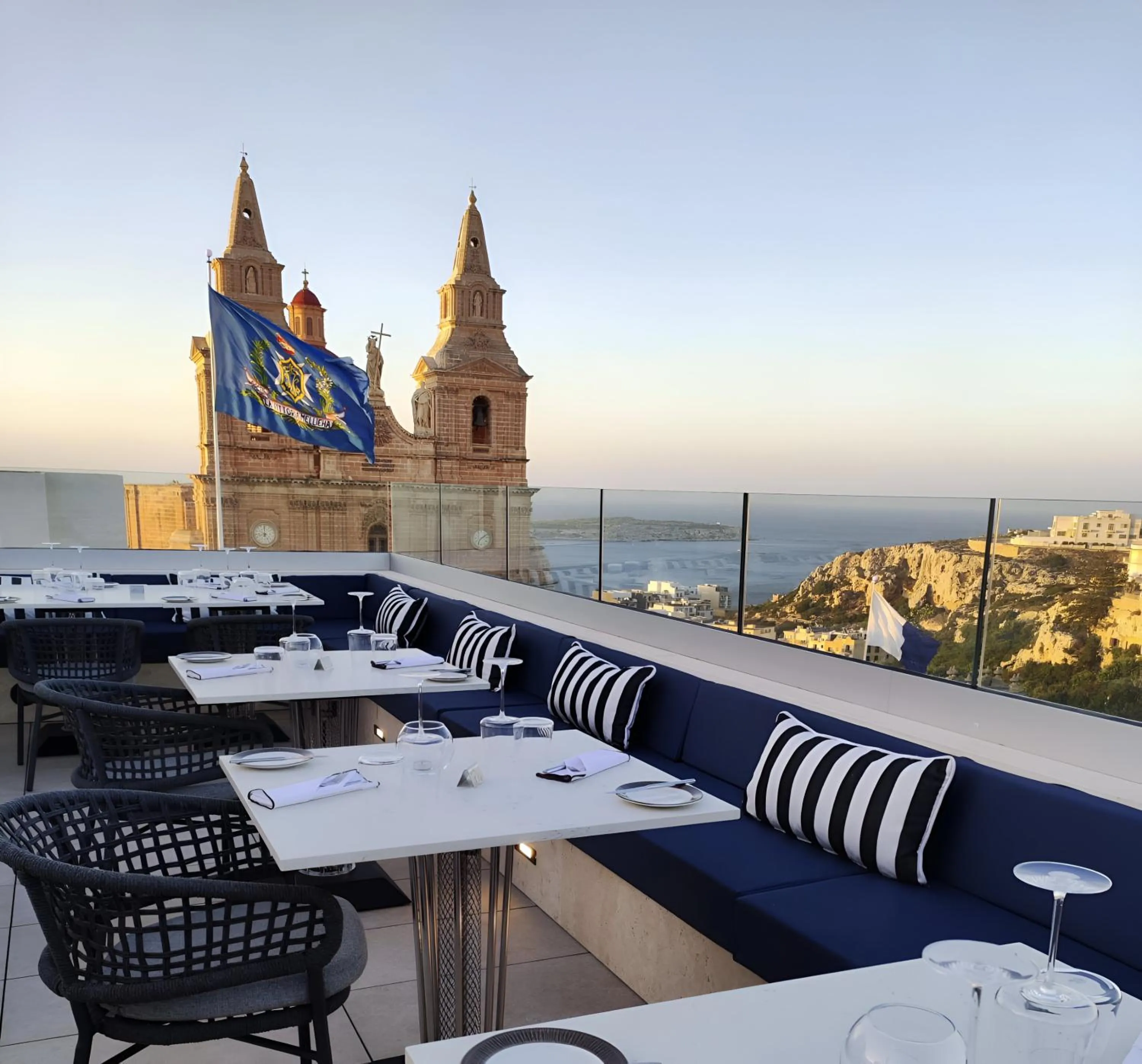 Lounge or bar in Lure Hotel & Spa - Adults Only