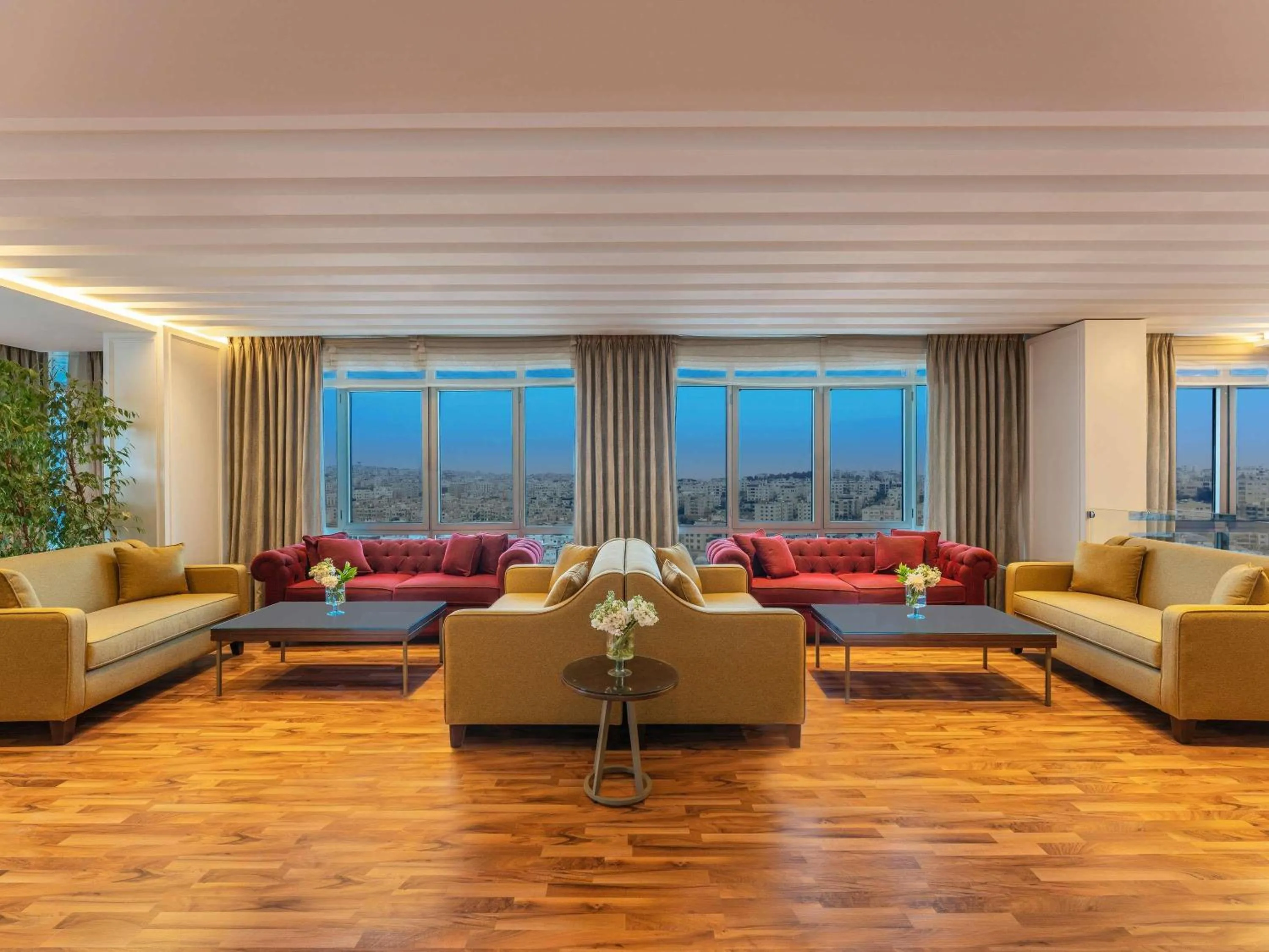 Restaurant/places to eat in Mövenpick Hotel Amman