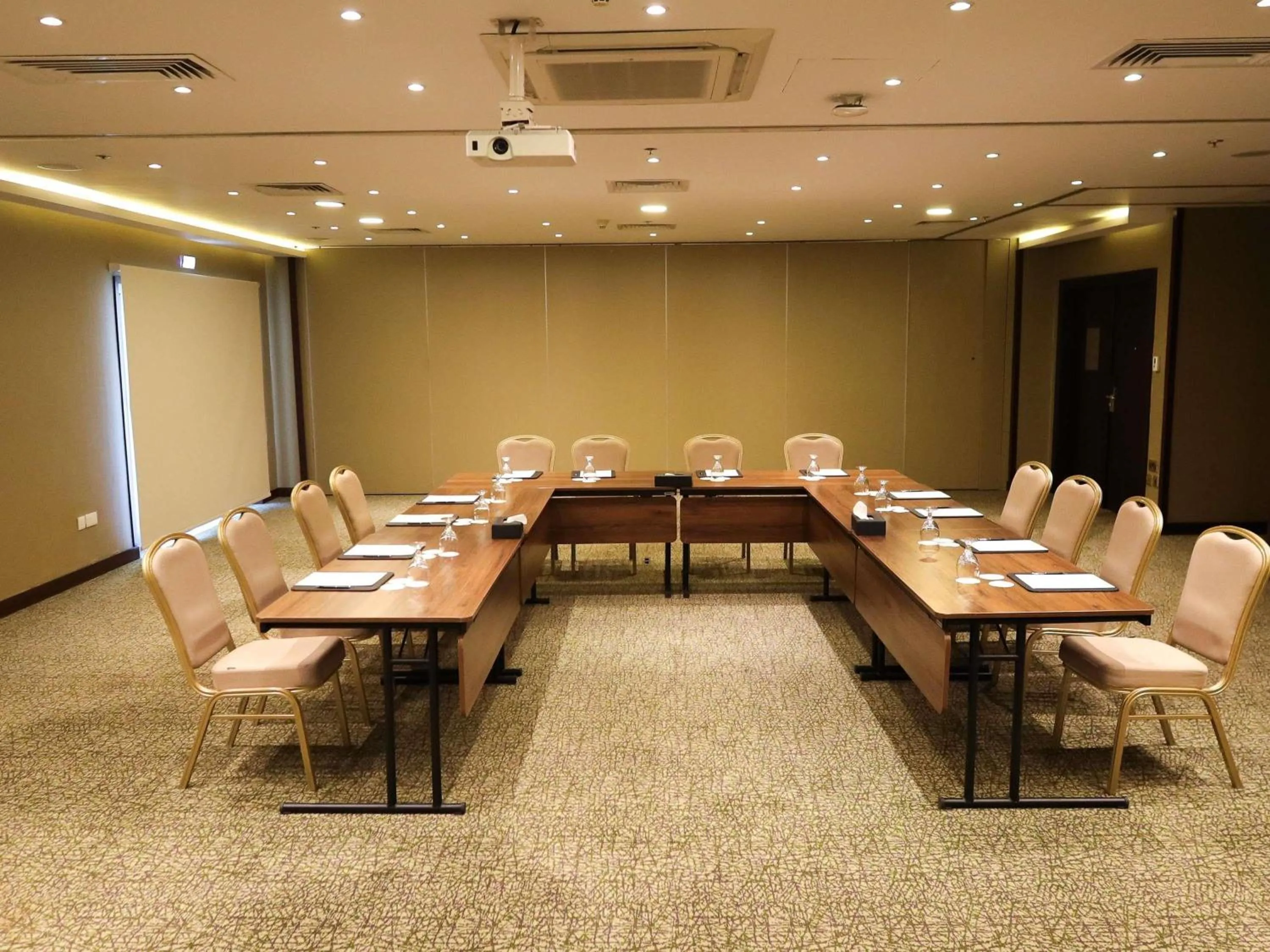 Meeting/conference room in Mövenpick Hotel Amman