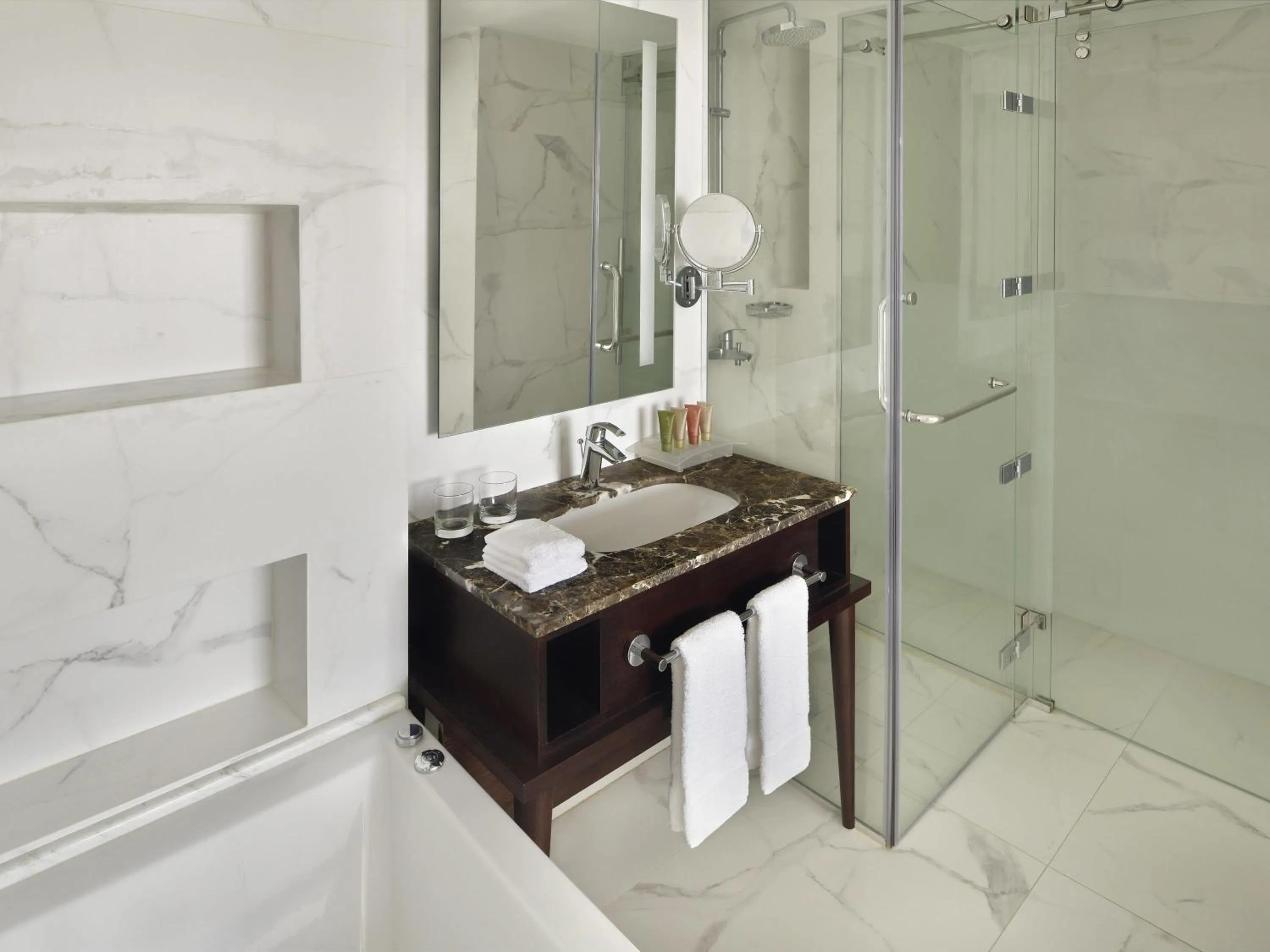 Bedroom in Mövenpick Hotel Amman