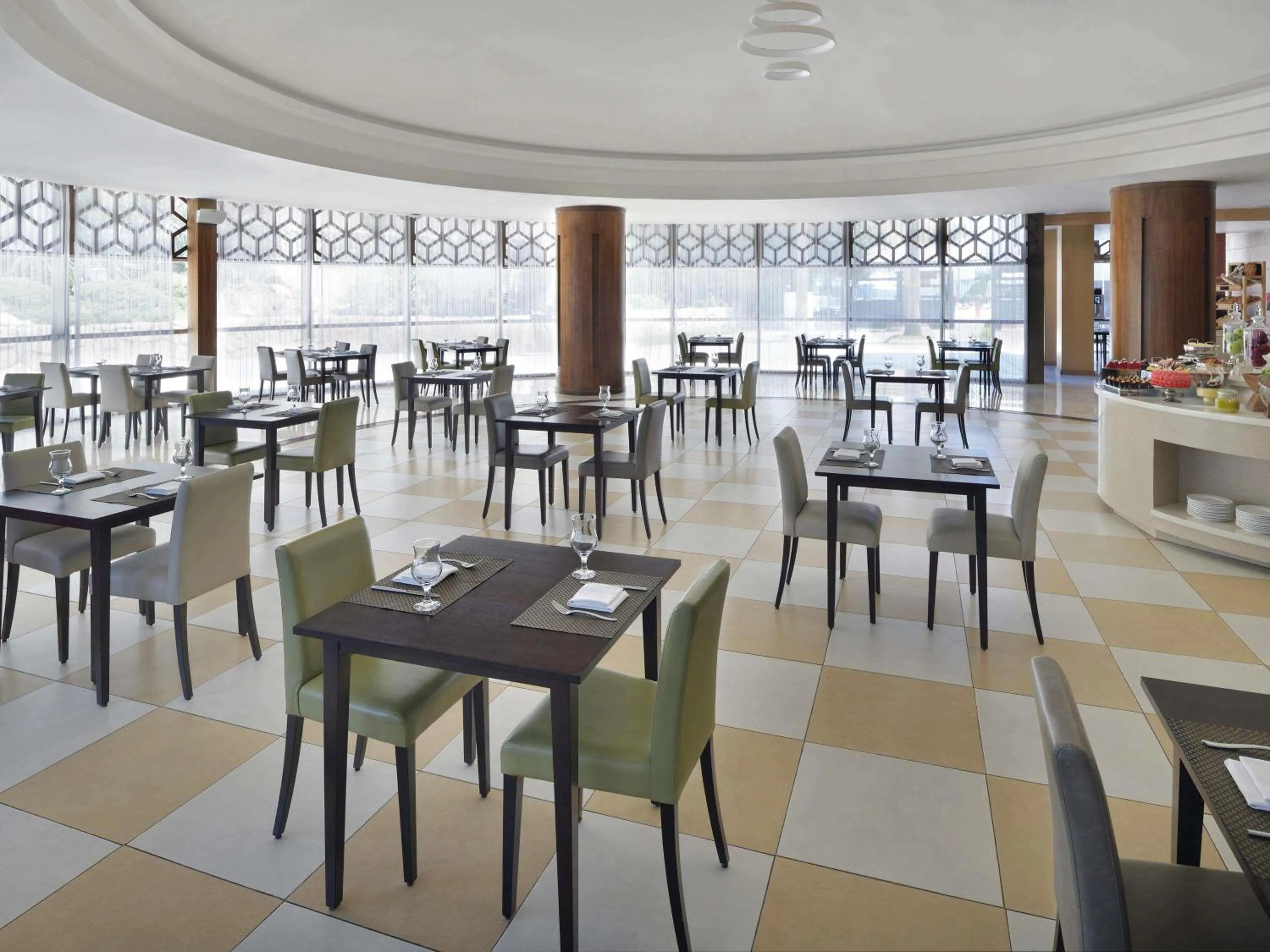 Restaurant/places to eat in Mövenpick Hotel Amman