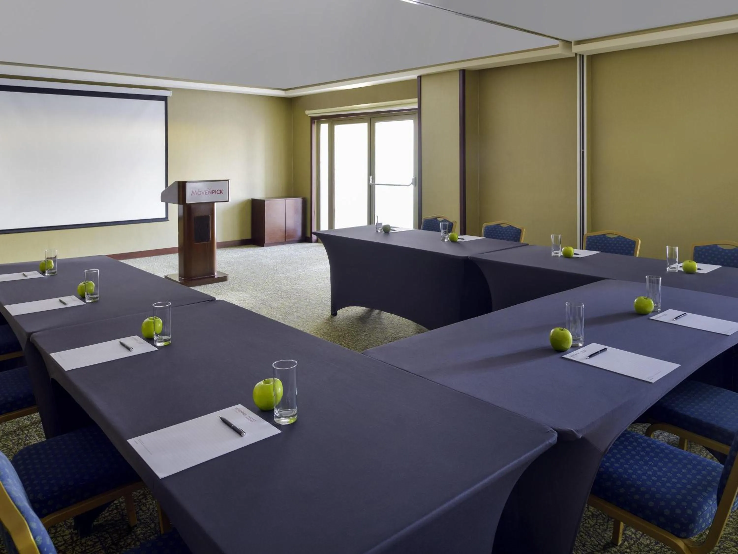 Meeting/conference room in Mövenpick Hotel Amman