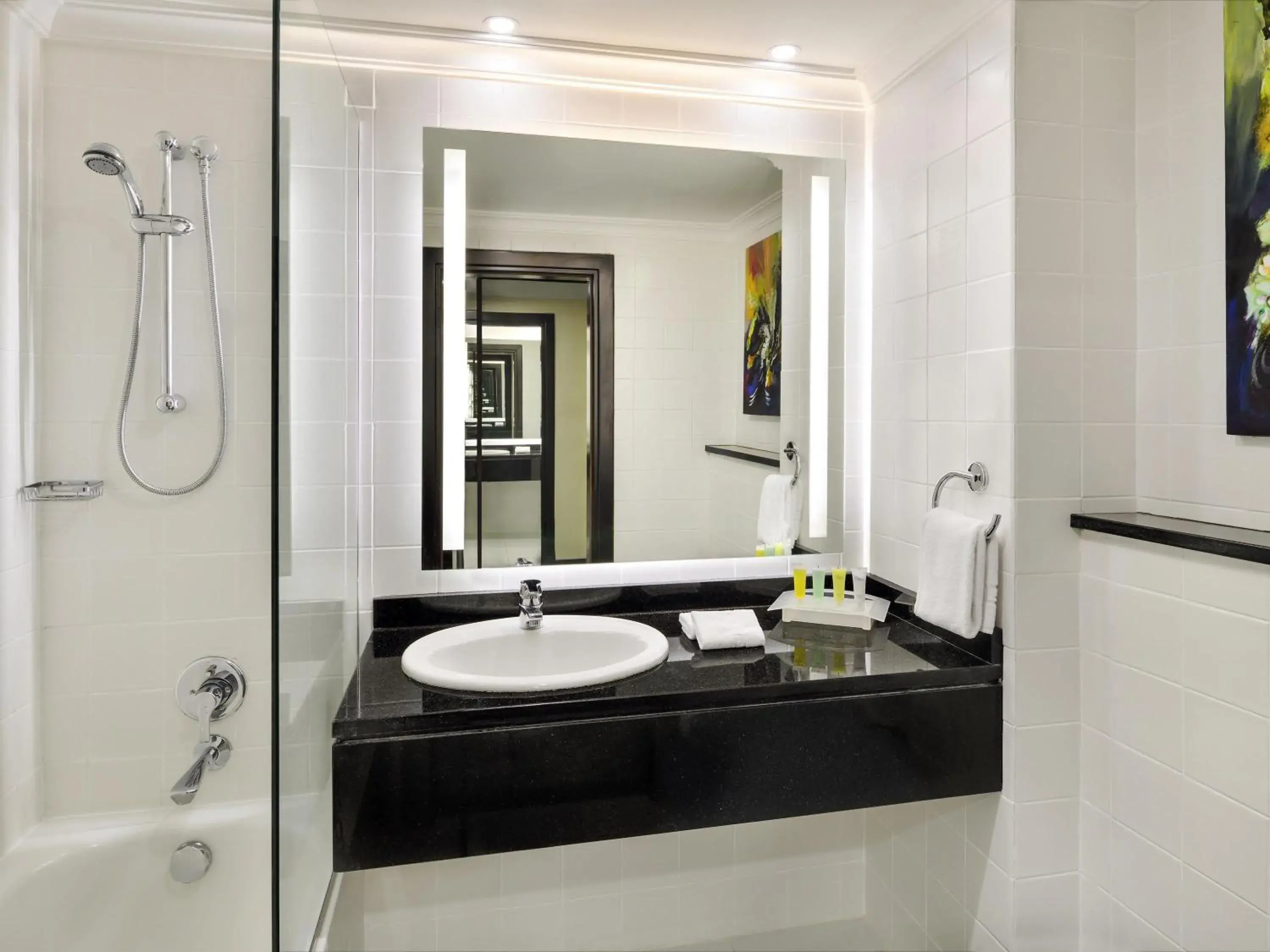 King Suite in Mövenpick Hotel Amman King Suite in Mövenpick Hotel Amman