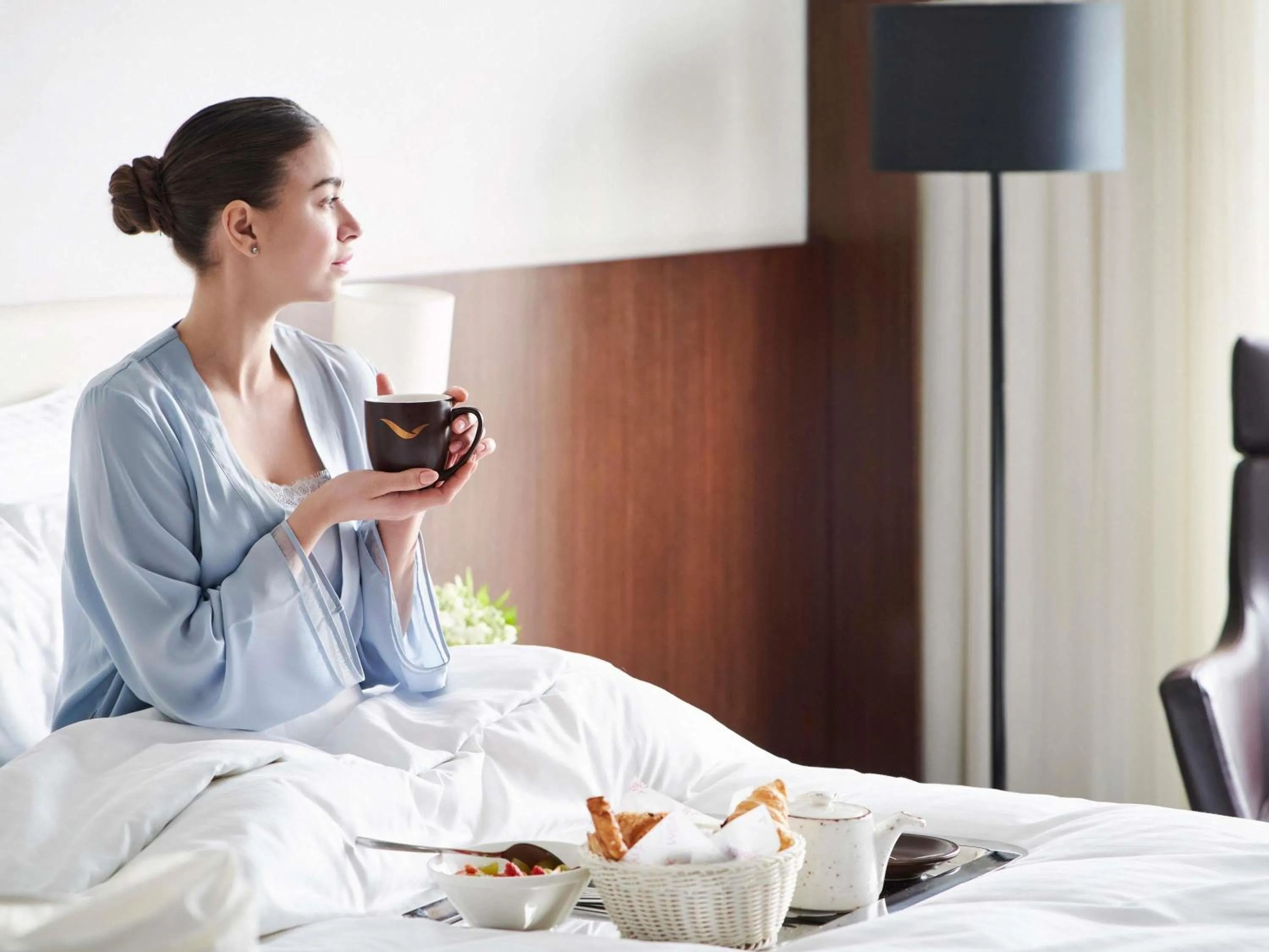 Breakfast, Bed in Mövenpick Hotel Amman
