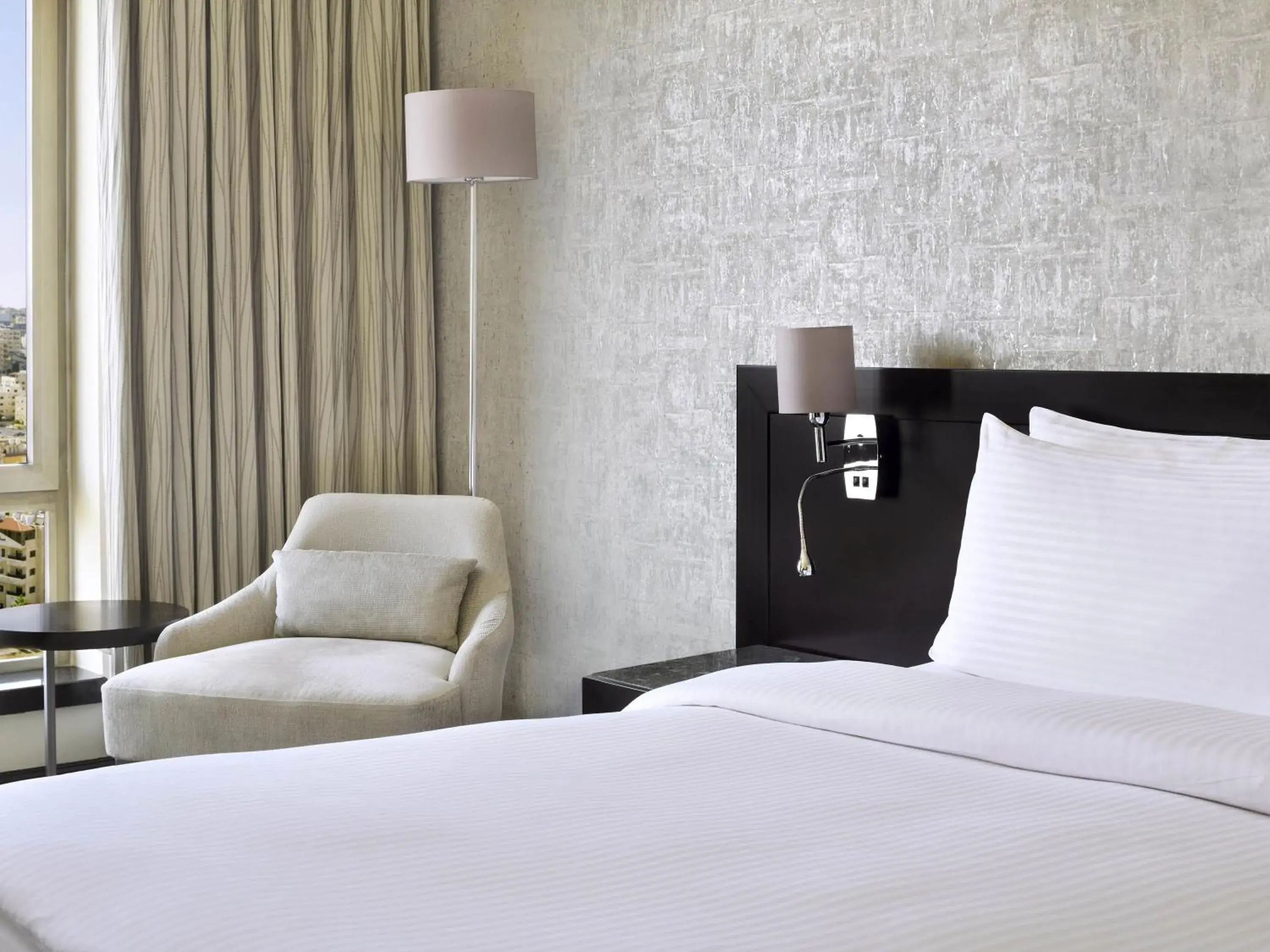 Classic King Room in Mövenpick Hotel Amman Classic King Room in Mövenpick Hotel Amman