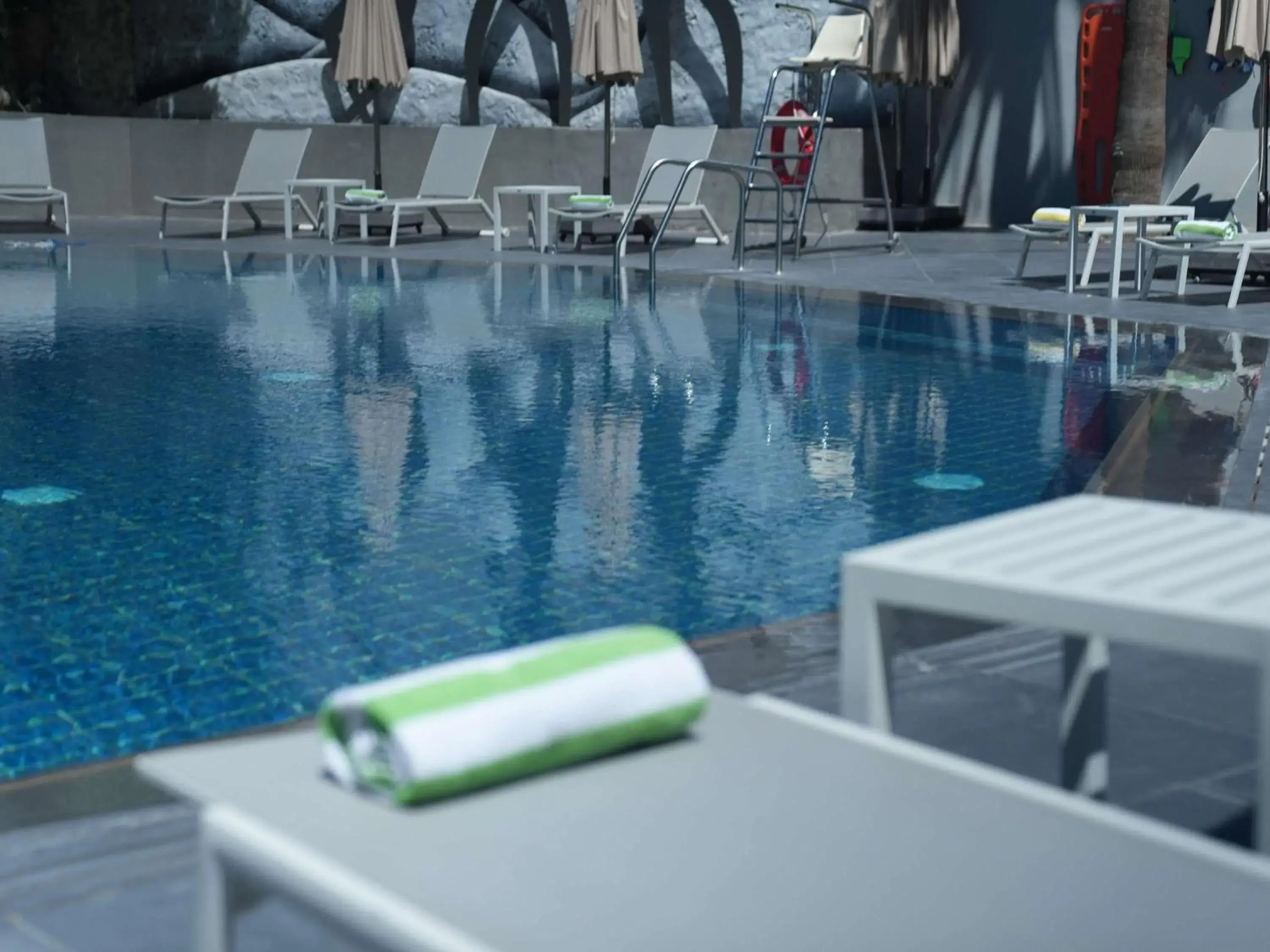 Pool view in Mövenpick Hotel Amman Pool view in Mövenpick Hotel Amman