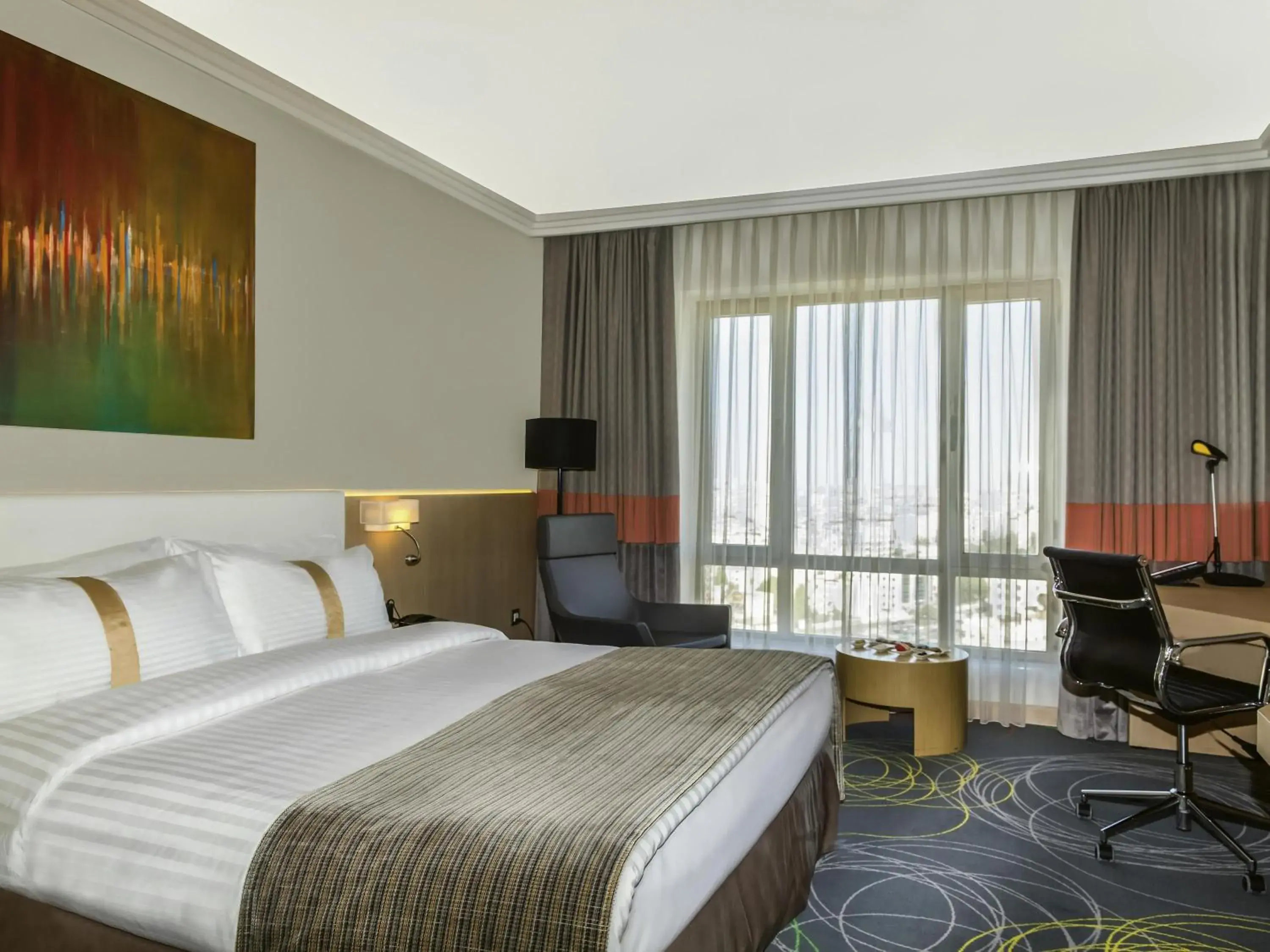 Bedroom, Bed in Mövenpick Hotel Amman Bedroom, Bed in Mövenpick Hotel Amman