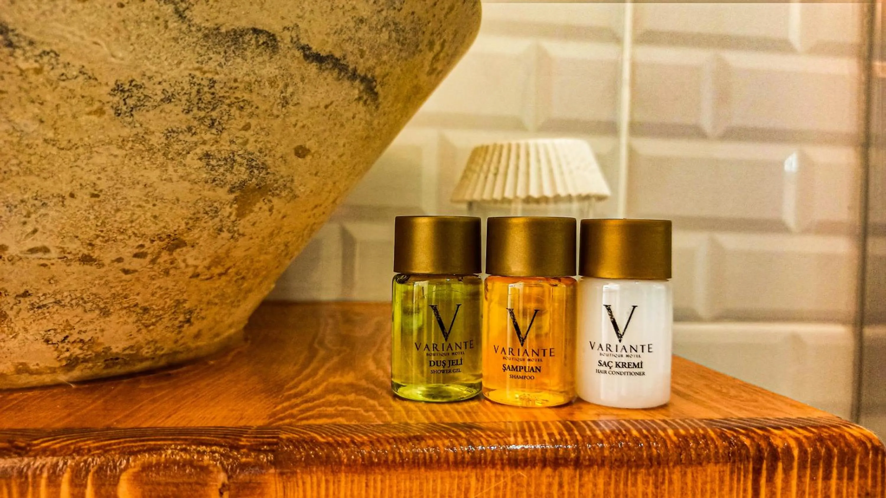 Bathroom in Variante Hotel