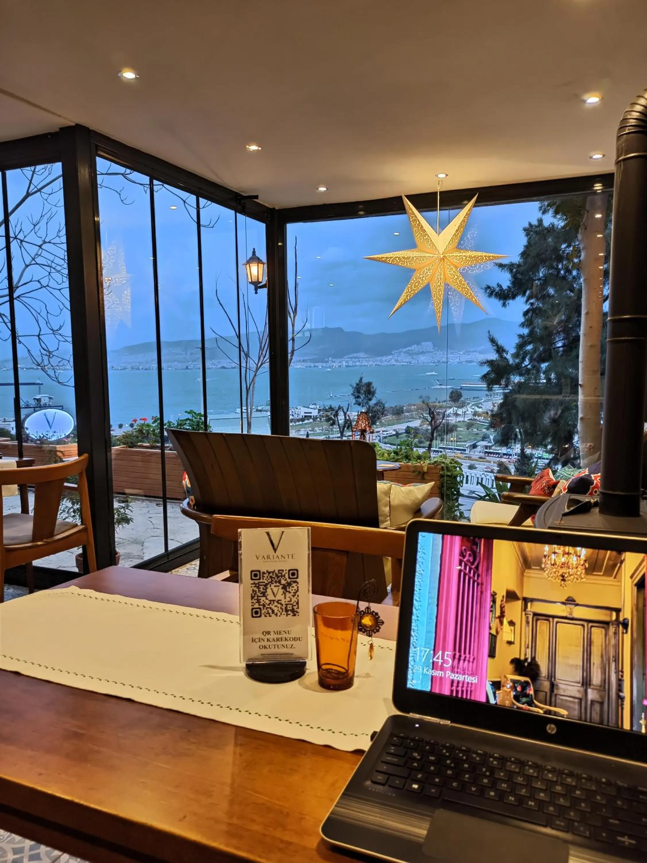 Restaurant/places to eat in Variante Hotel