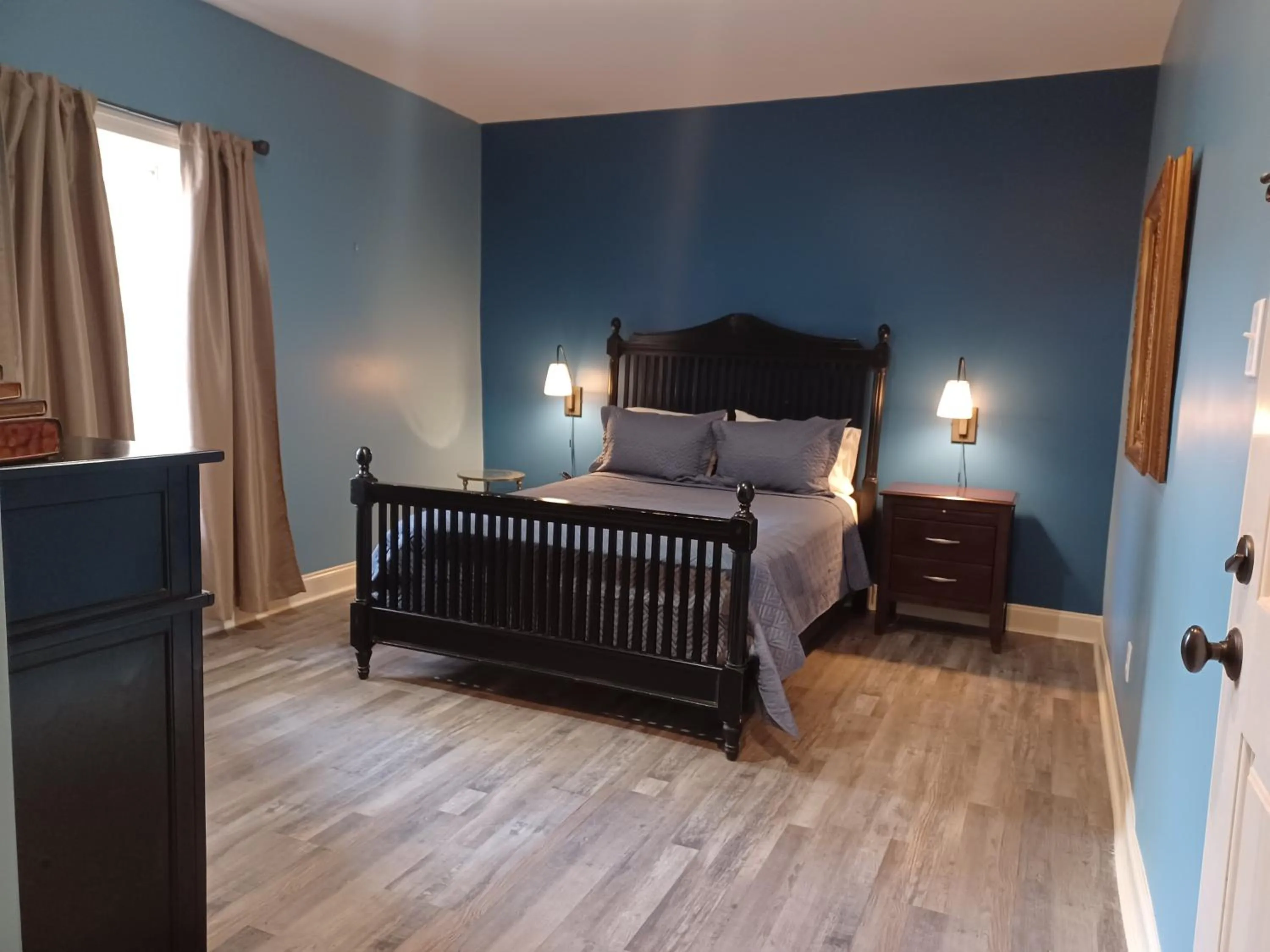 Bed in Natchez Manor Bed & Breakfast