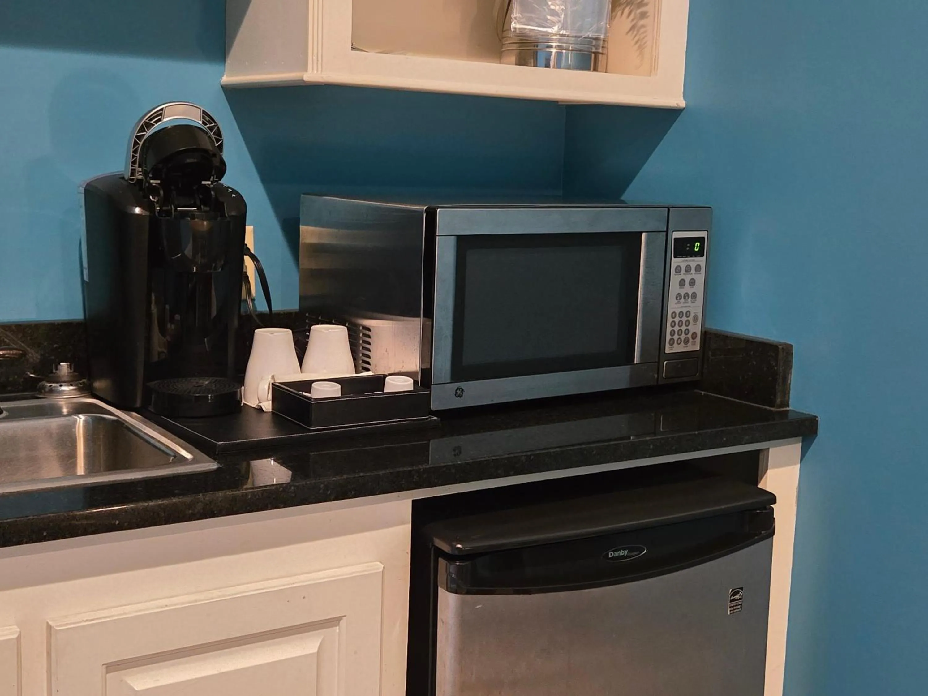 Coffee/tea facilities in Natchez Manor Bed & Breakfast