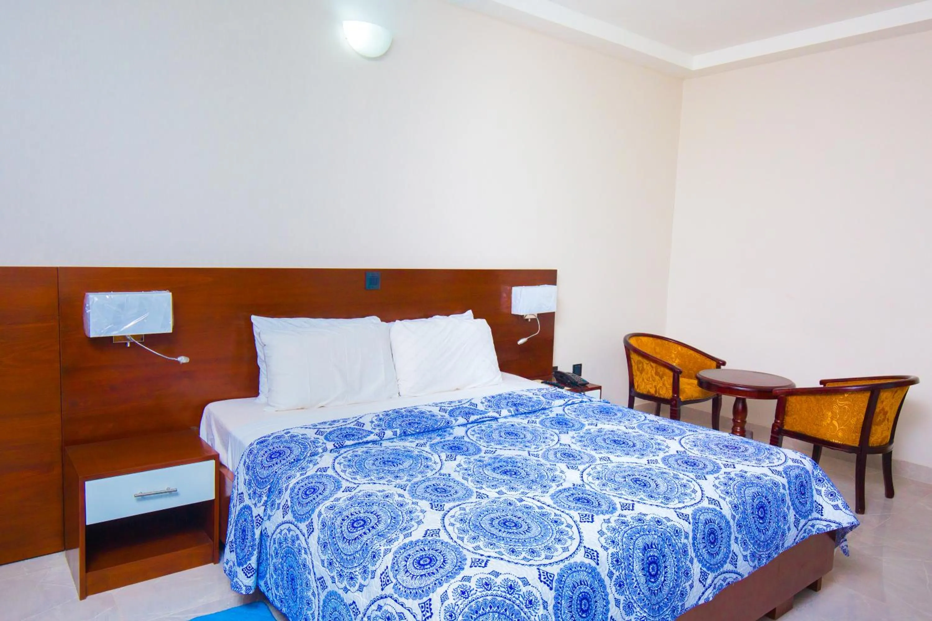 Bed in Monarch Hotel