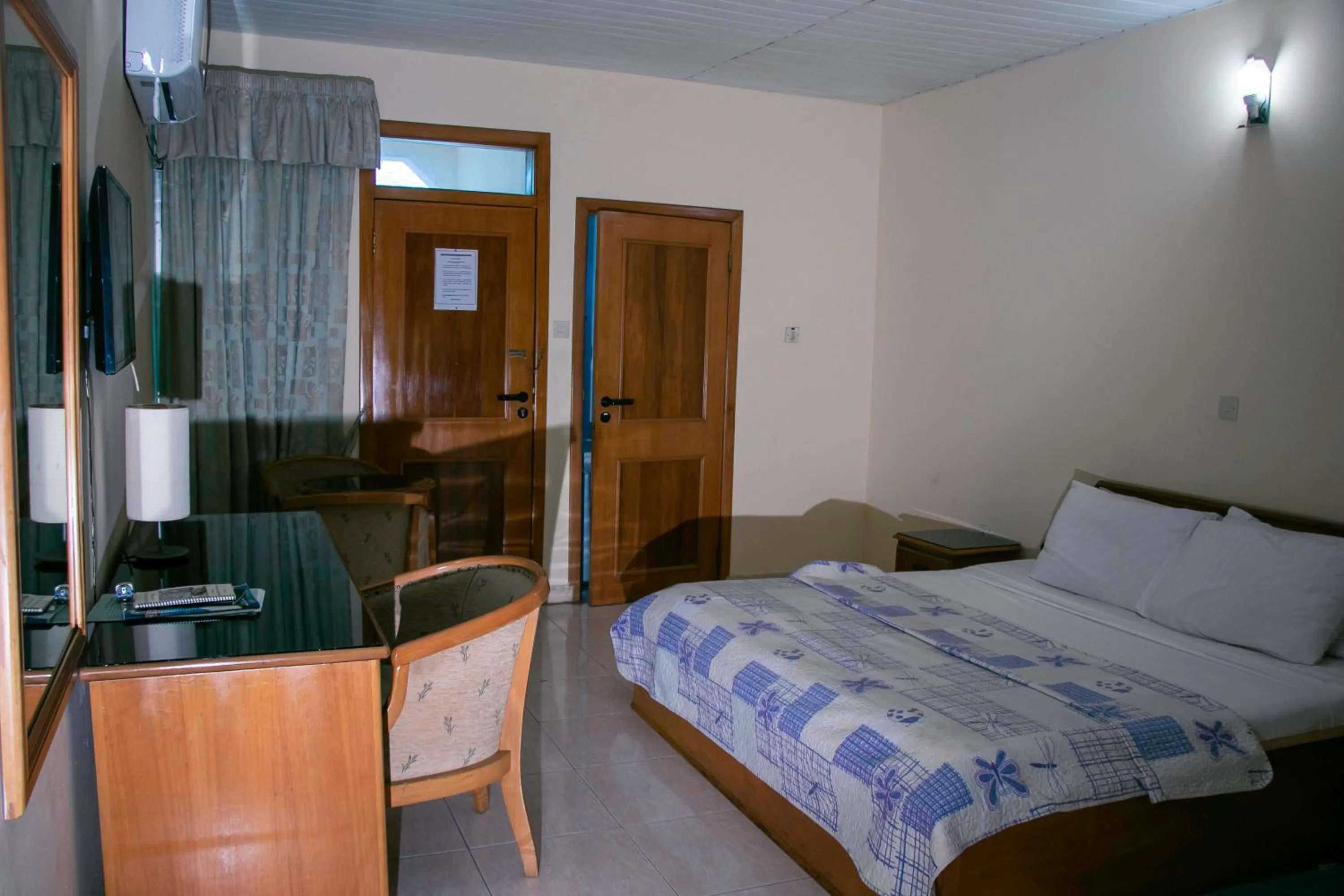 Bed in Monarch Hotel