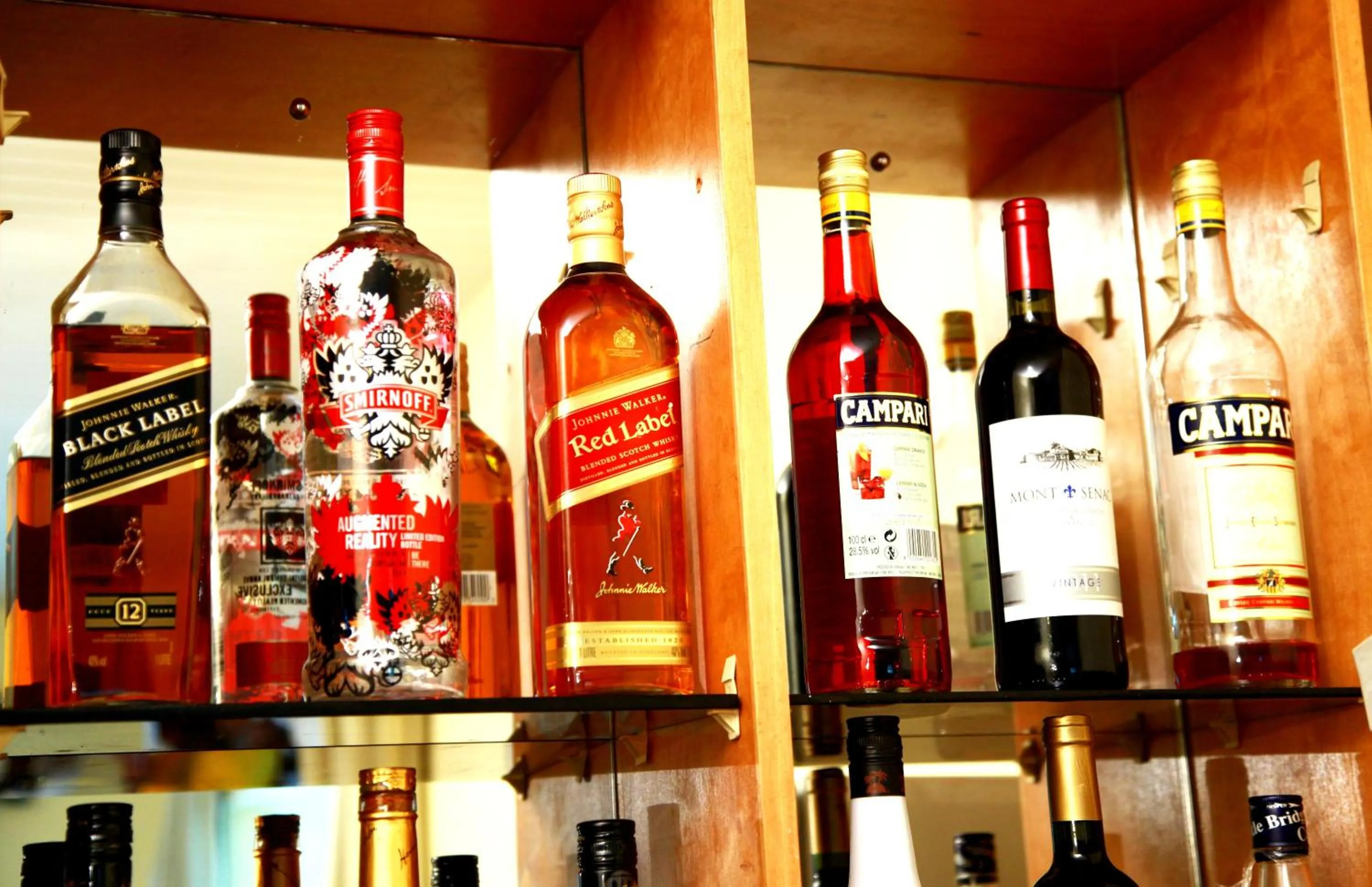 Alcoholic drinks in Monarch Hotel