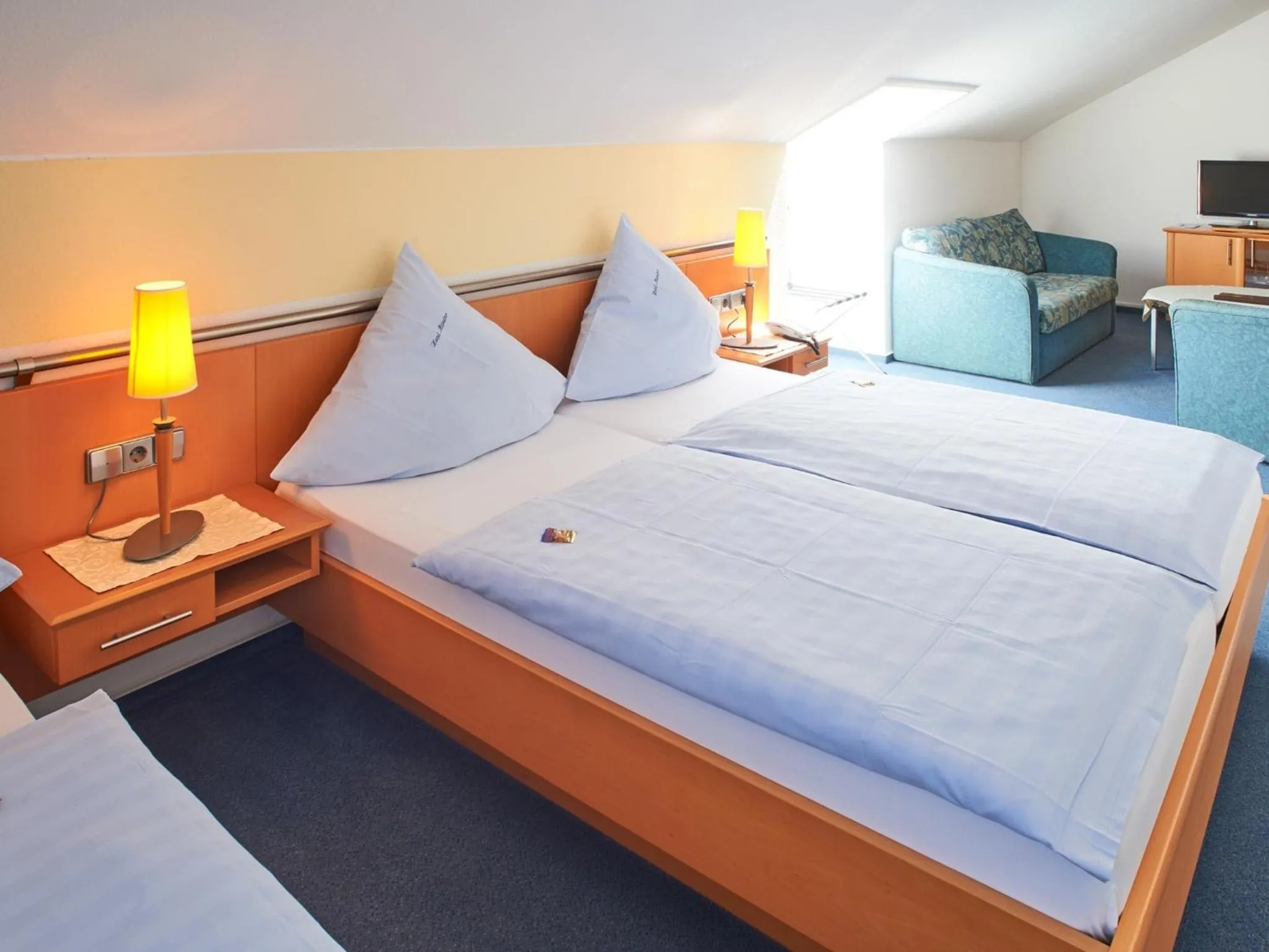 Photo of the whole room, Bed in Hotel Münster