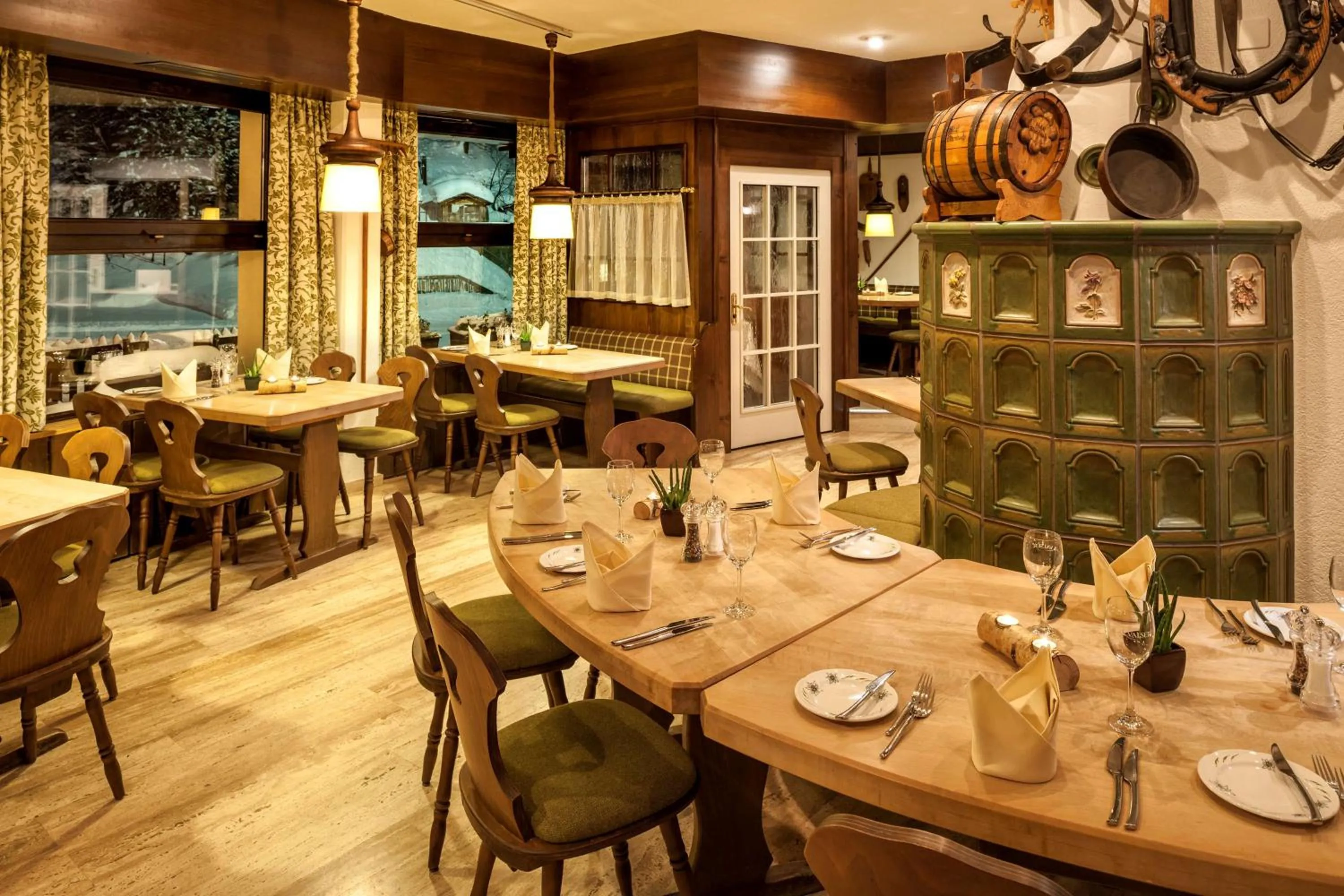 Restaurant/places to eat in Dorint Blüemlisalp Beatenberg/Interlaken