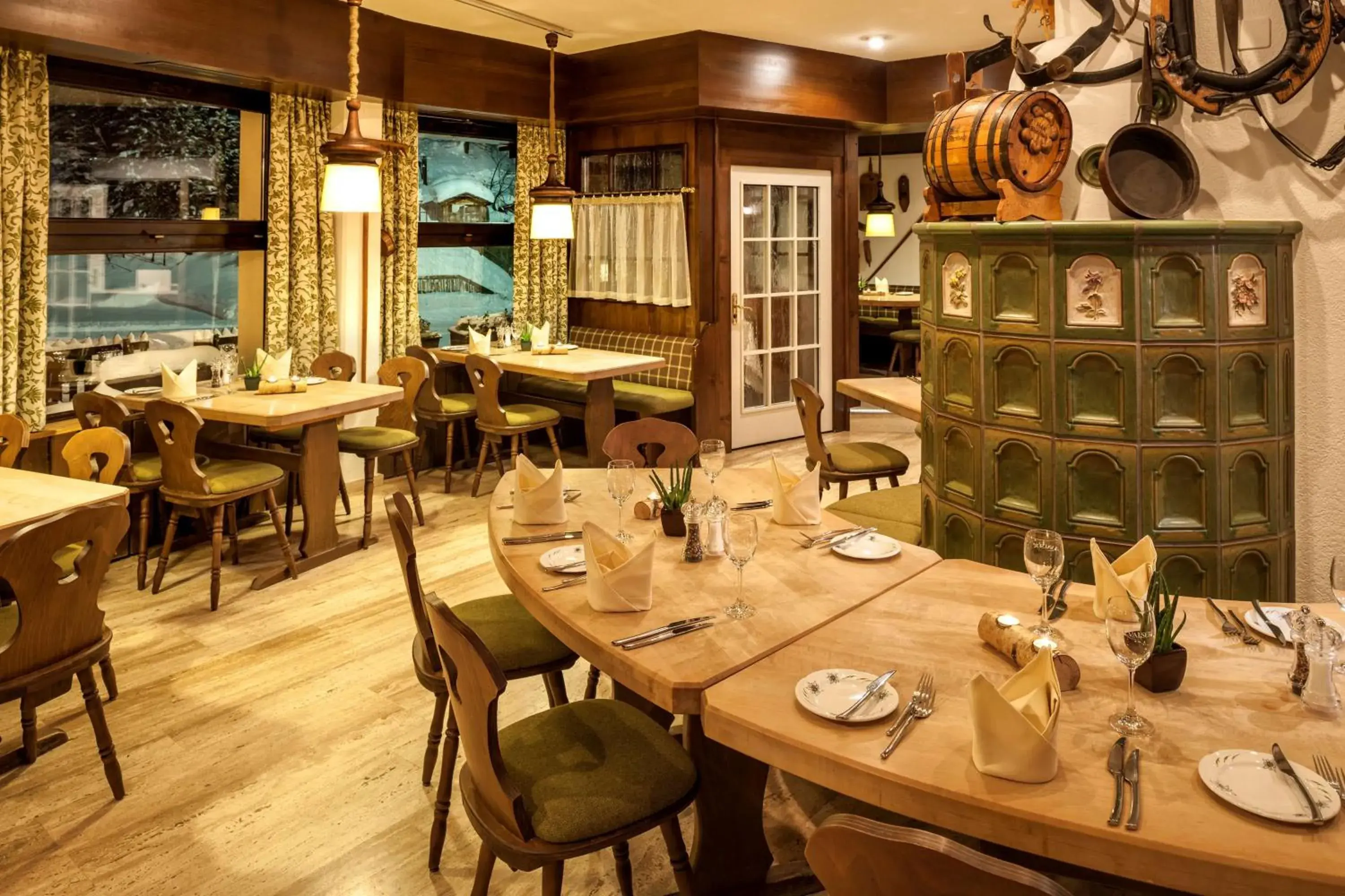 Restaurant/places to eat in Dorint Blüemlisalp Beatenberg/Interlaken Restaurant/places to eat in Dorint Blüemlisalp Beatenberg/Interlaken