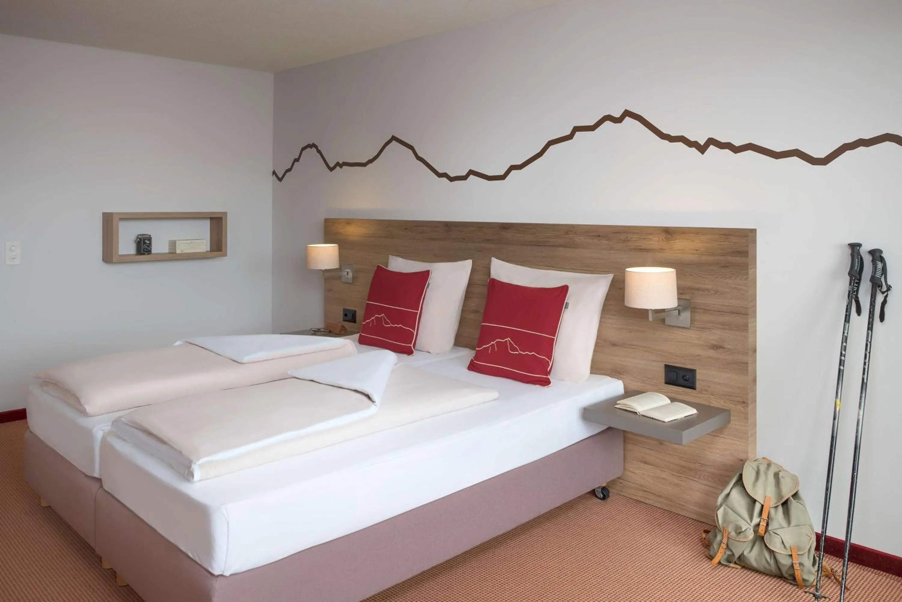 Bedroom, Bed in Dorint Blüemlisalp Beatenberg/Interlaken