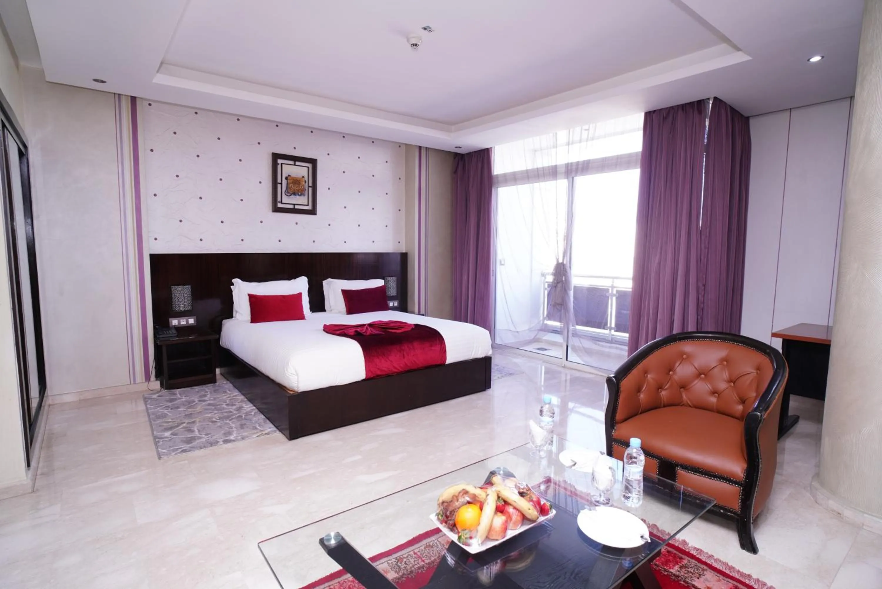 Bed in Hotel La Capitale